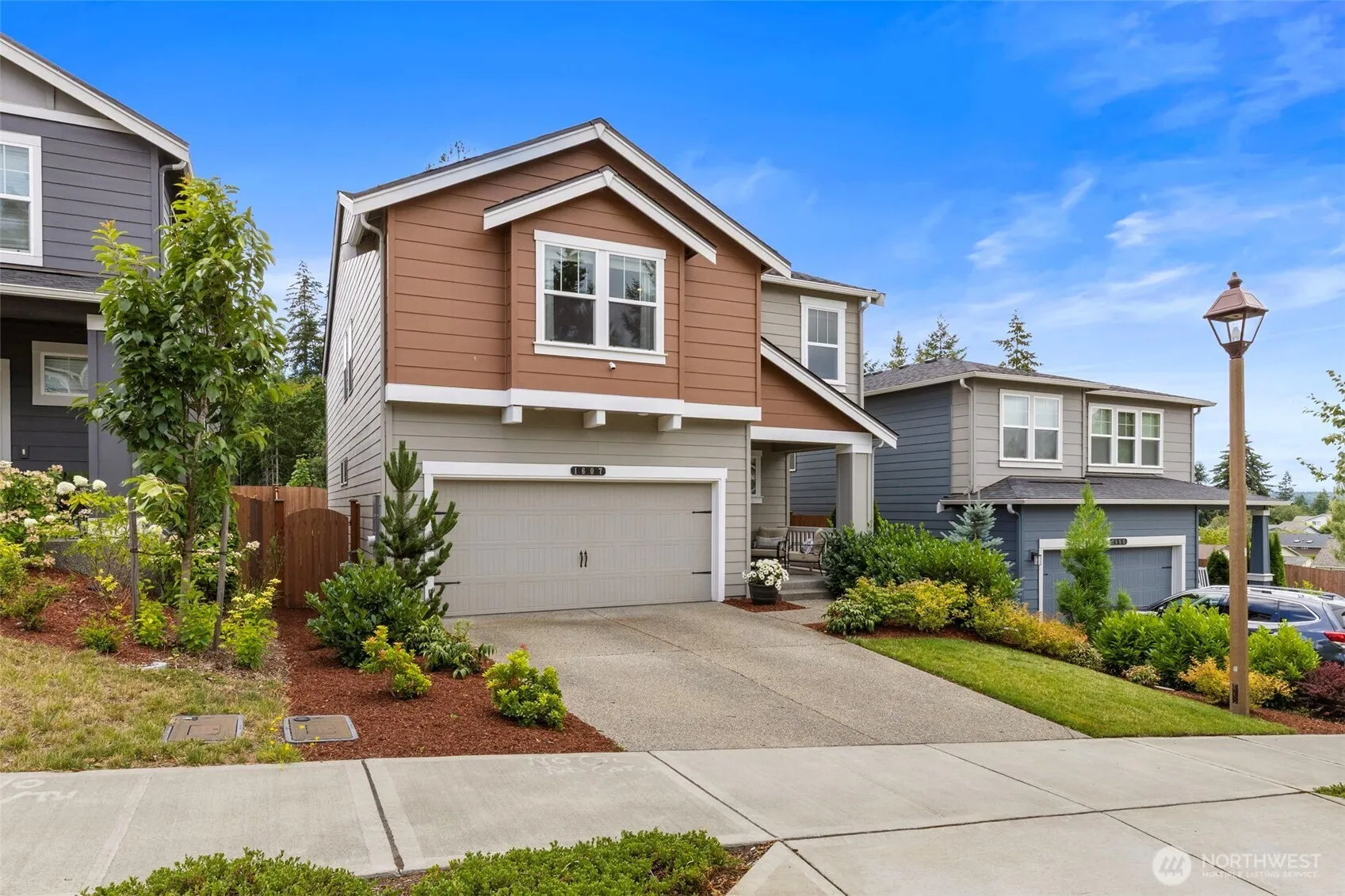 Property photo for 1607 Ne Calavista Street, Poulsbo photo 2