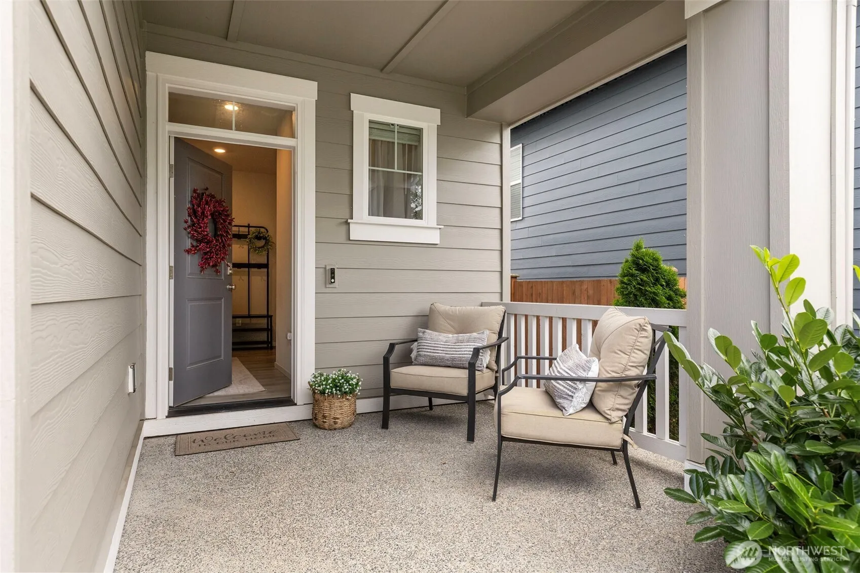 Property photo for 1607 Ne Calavista Street, Poulsbo photo 3