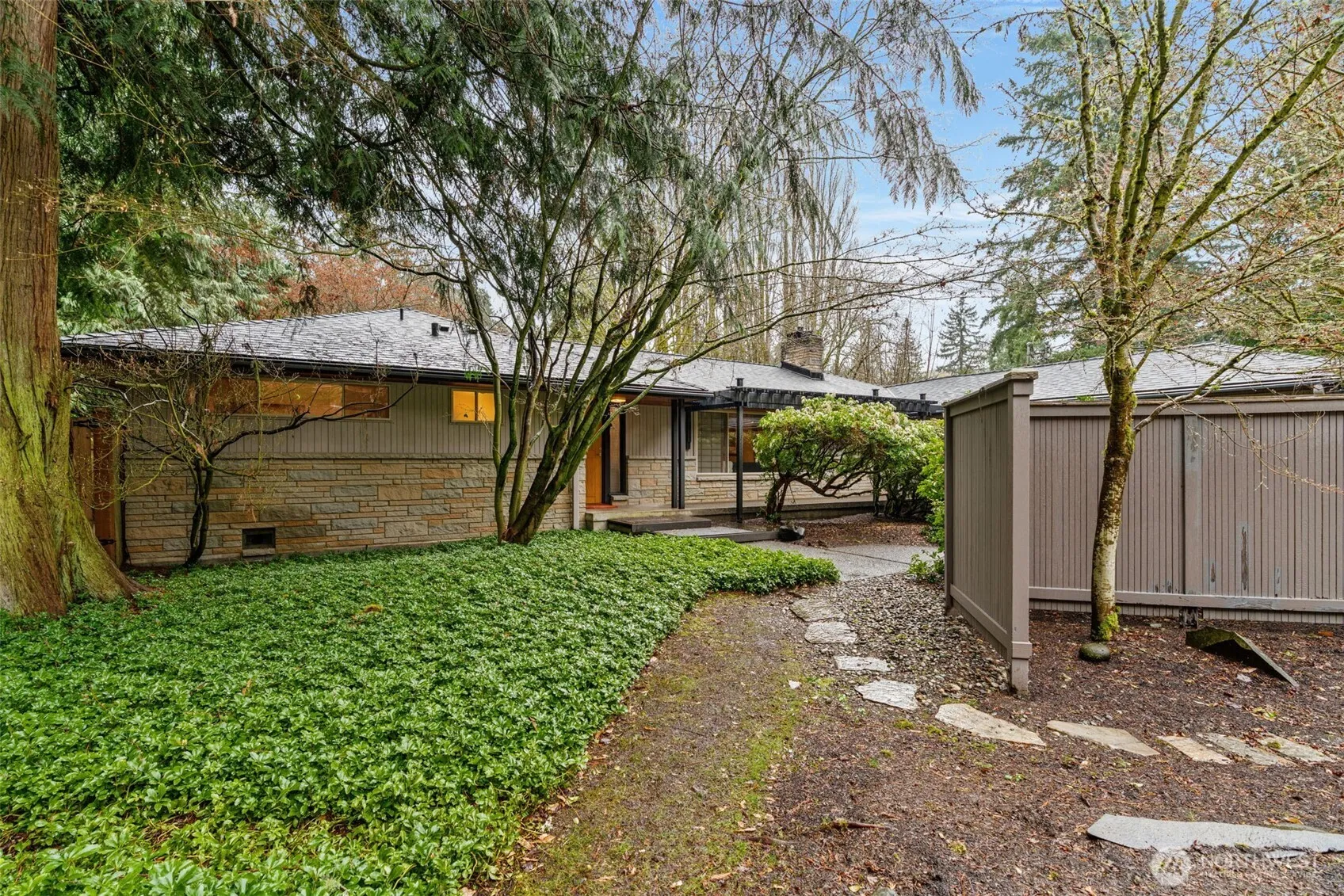 Property photo for 23312 Robin Hood Drive, Edmonds