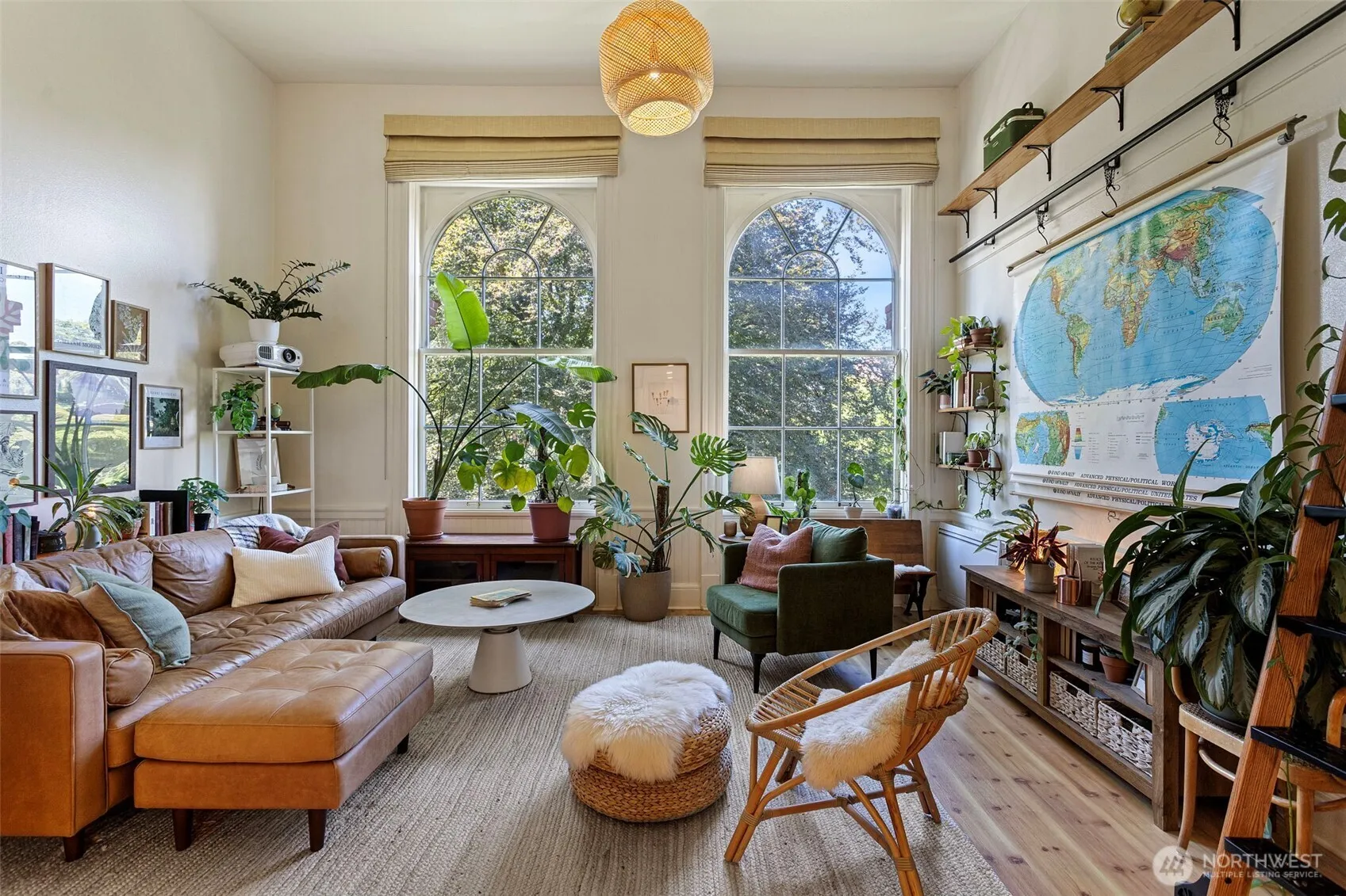 Property photo for 1401 5th Avenue W #305, Seattle