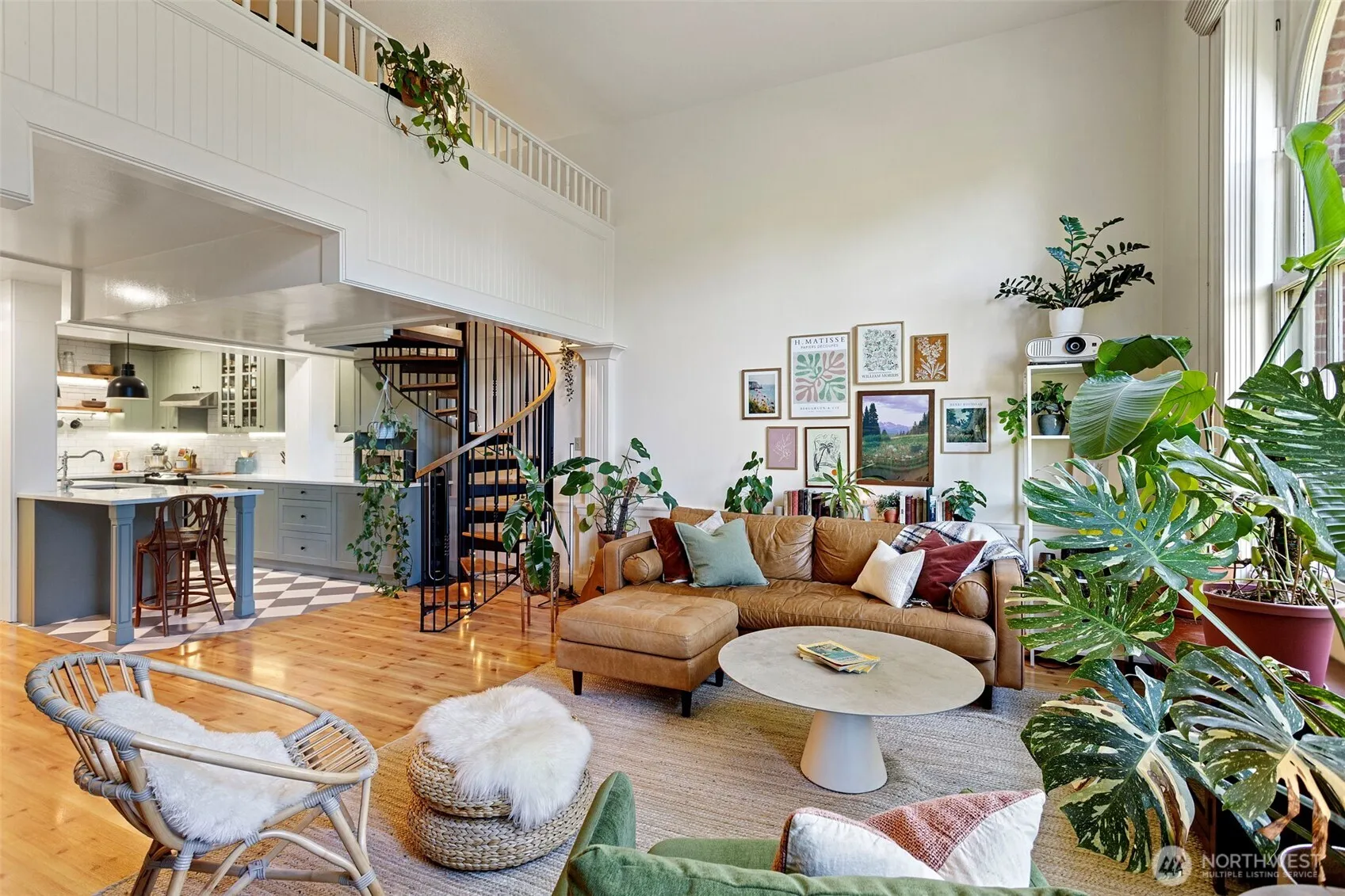 Property photo for 1401 5th Avenue W #305, Seattle photo 5