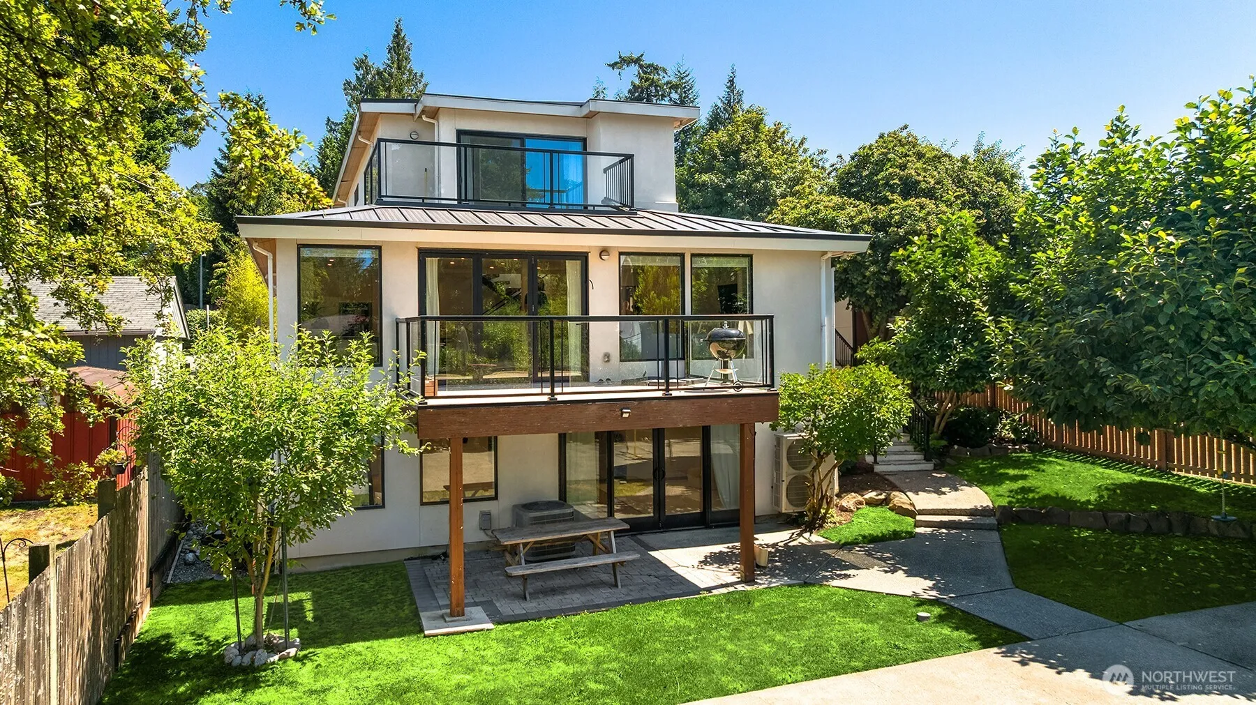 Property photo for 3407 92nd Avenue Ne, Yarrow Point