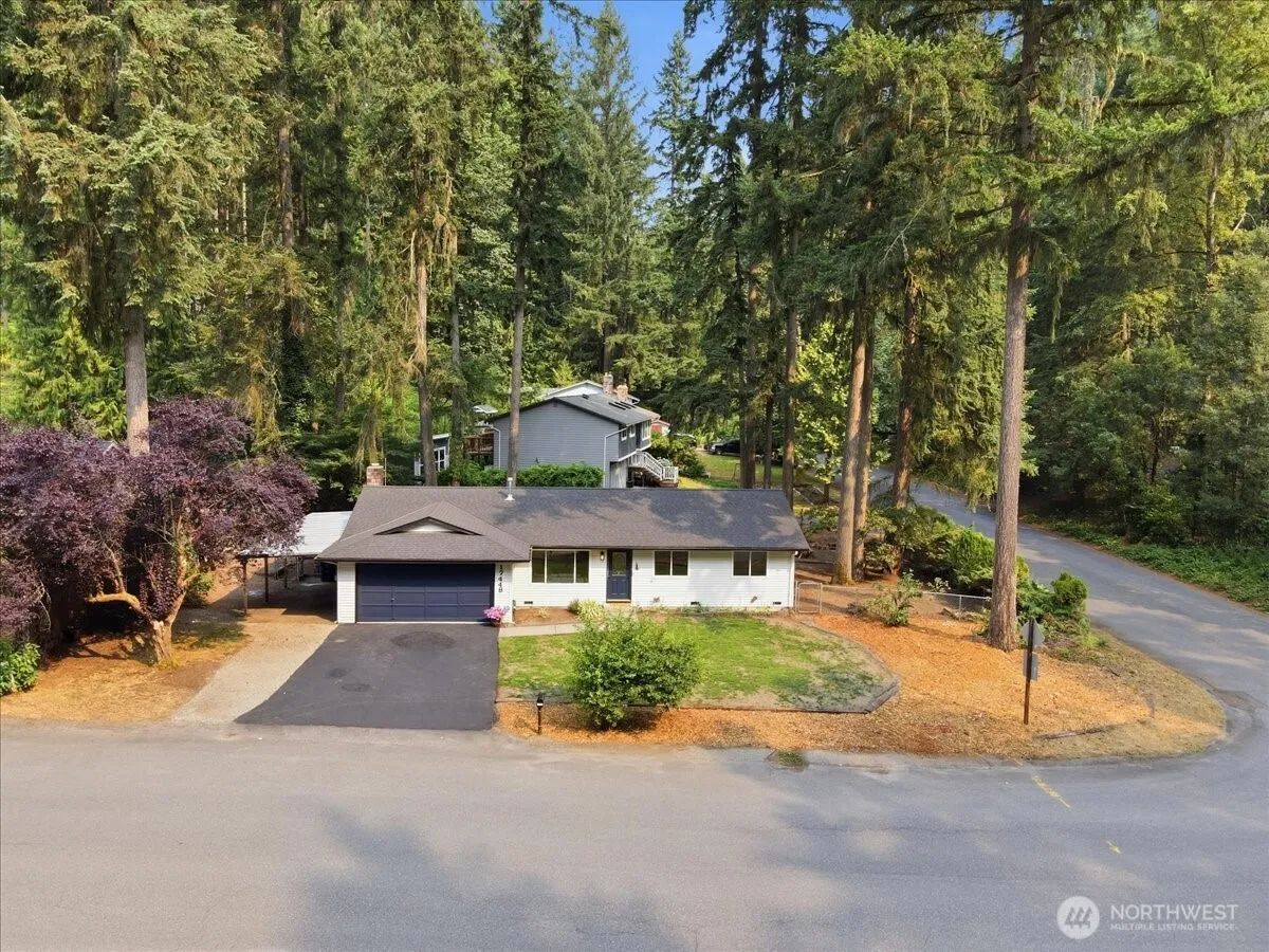 Property photo for 17448 Ne 156th Street, Woodinville photo 3