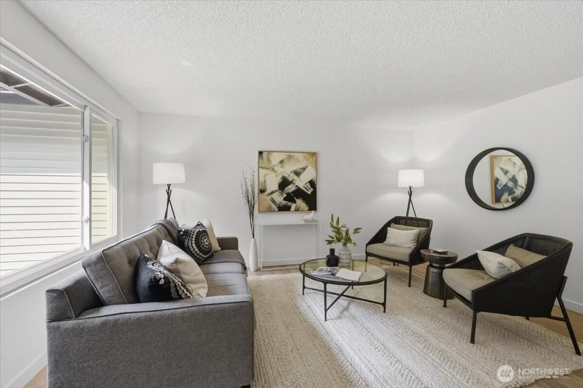 Property photo for 17448 Ne 156th Street, Woodinville photo 5
