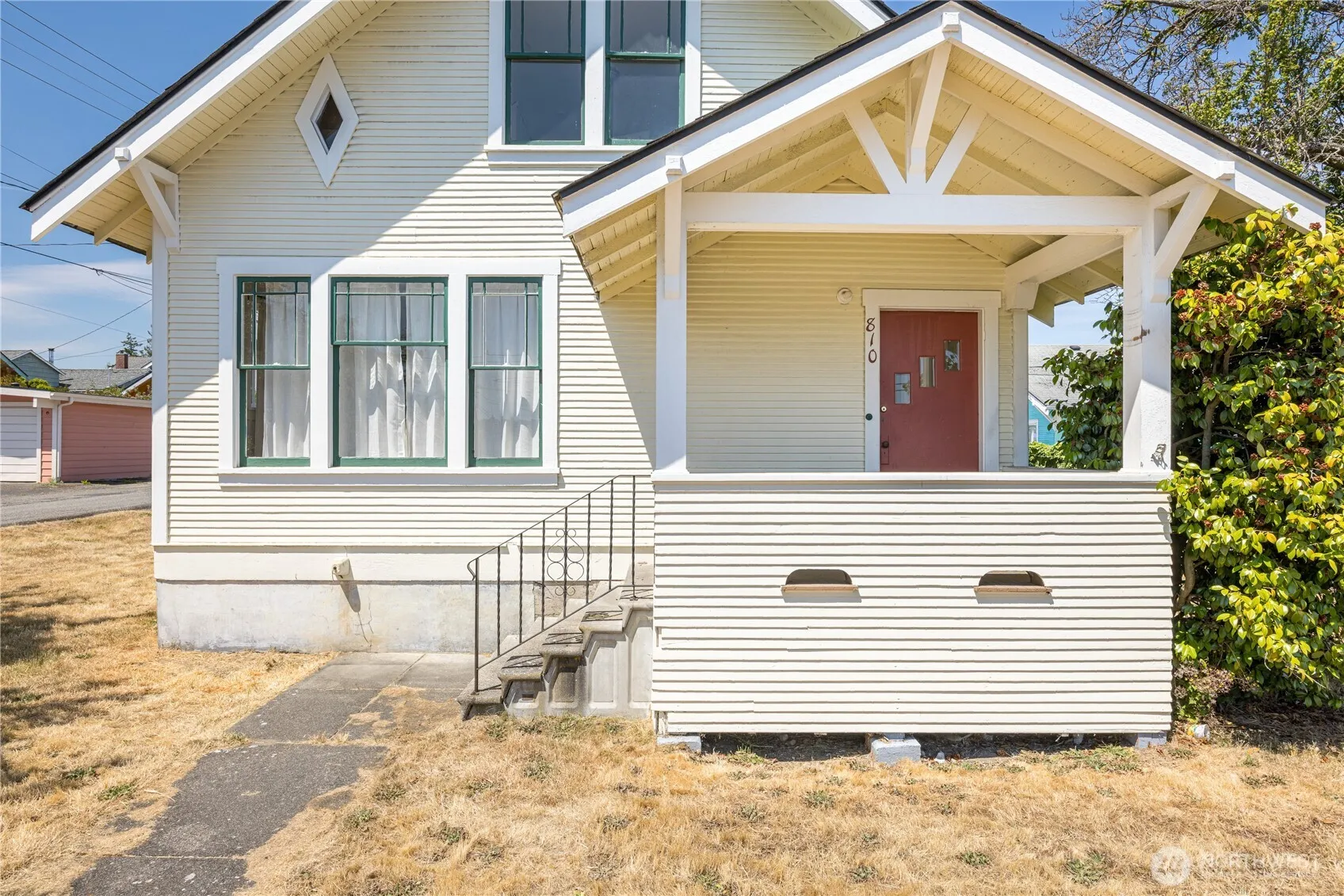 Property photo for 810 Oak Street, Port Angeles photo 2