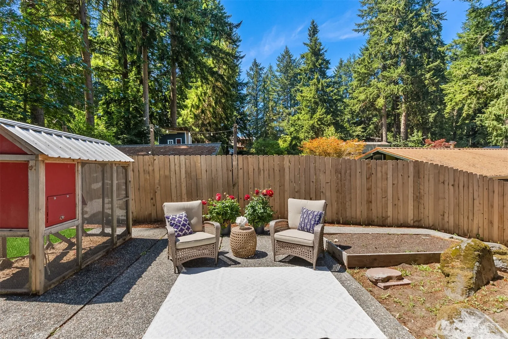 Property photo for 12249 N Madison Avenue Ne, Bainbridge Island photo 2