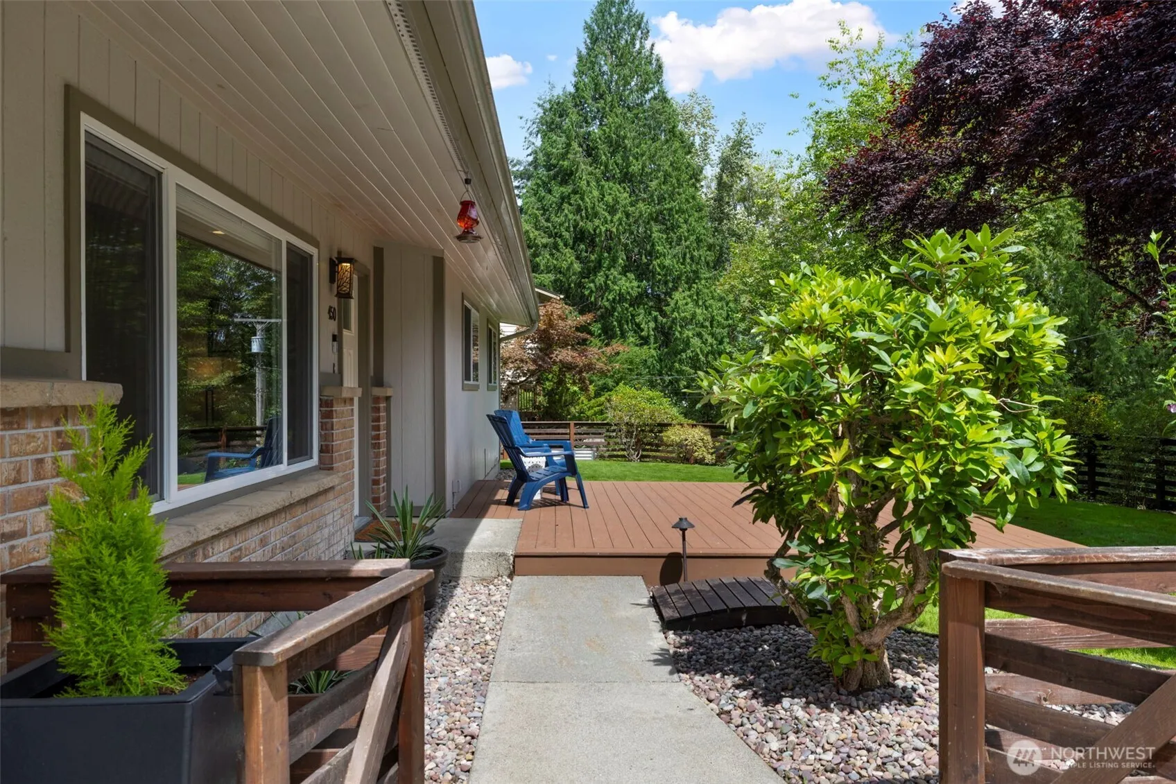 Property photo for 450 Mount Defiance Circle Sw, Issaquah photo 3