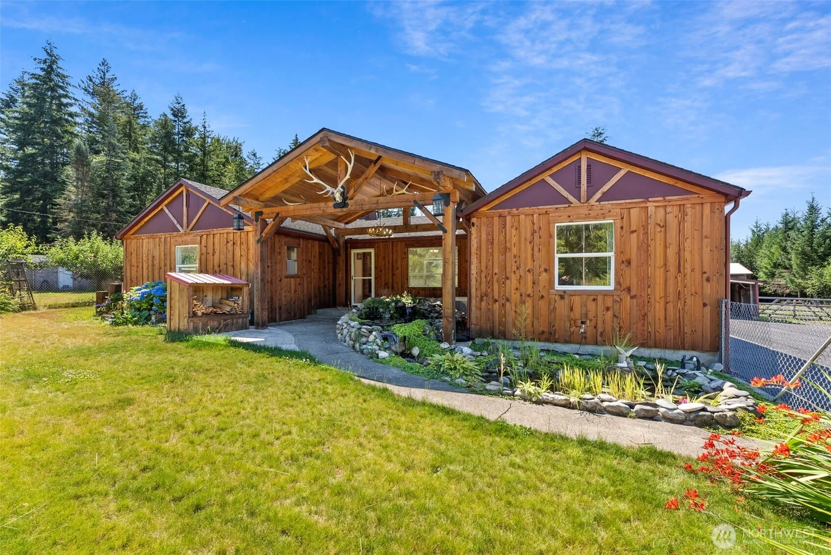 Property photo for 1296 Centralia Alpha Rd, Chehalis