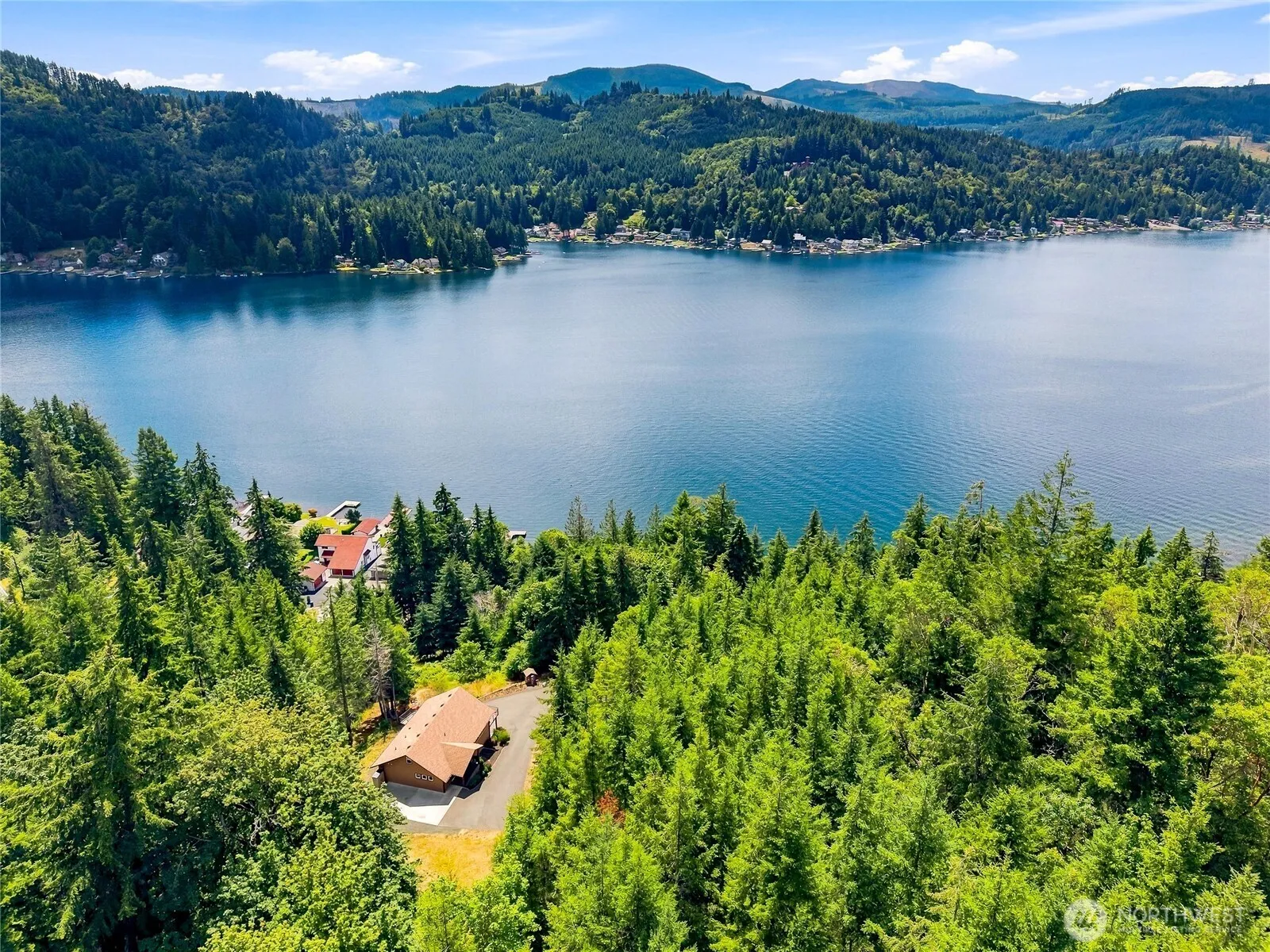 Property photo for 2040 Summit Lake Shore Road Nw, Olympia photo 2