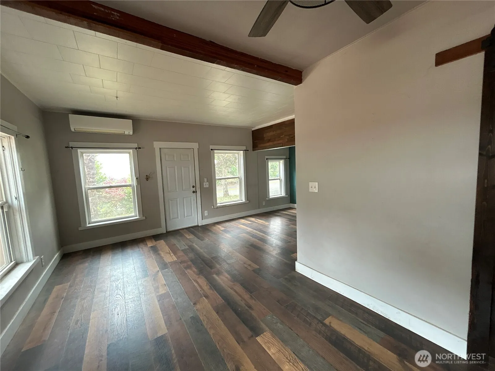 Property photo for 1270 Retsil Road E, Port Orchard photo 5