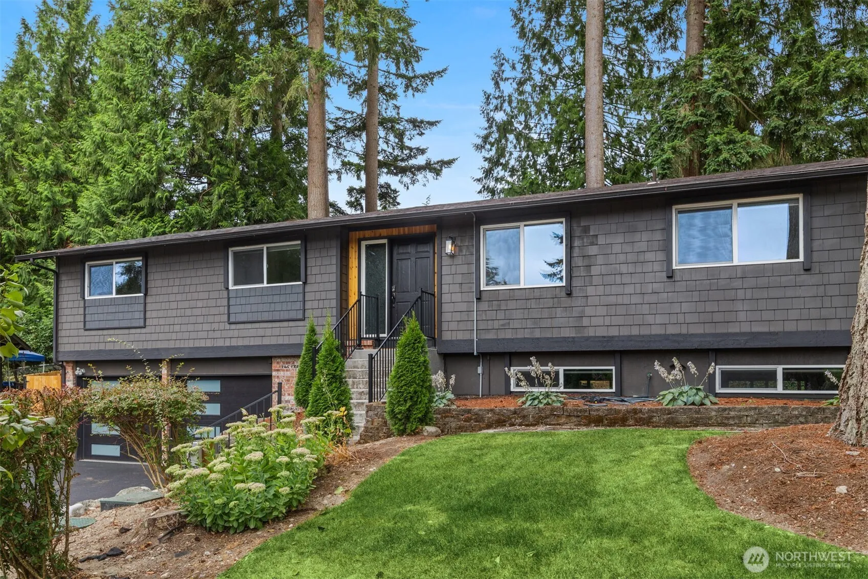 Property photo for 212 143rd Street Se, Everett photo 2