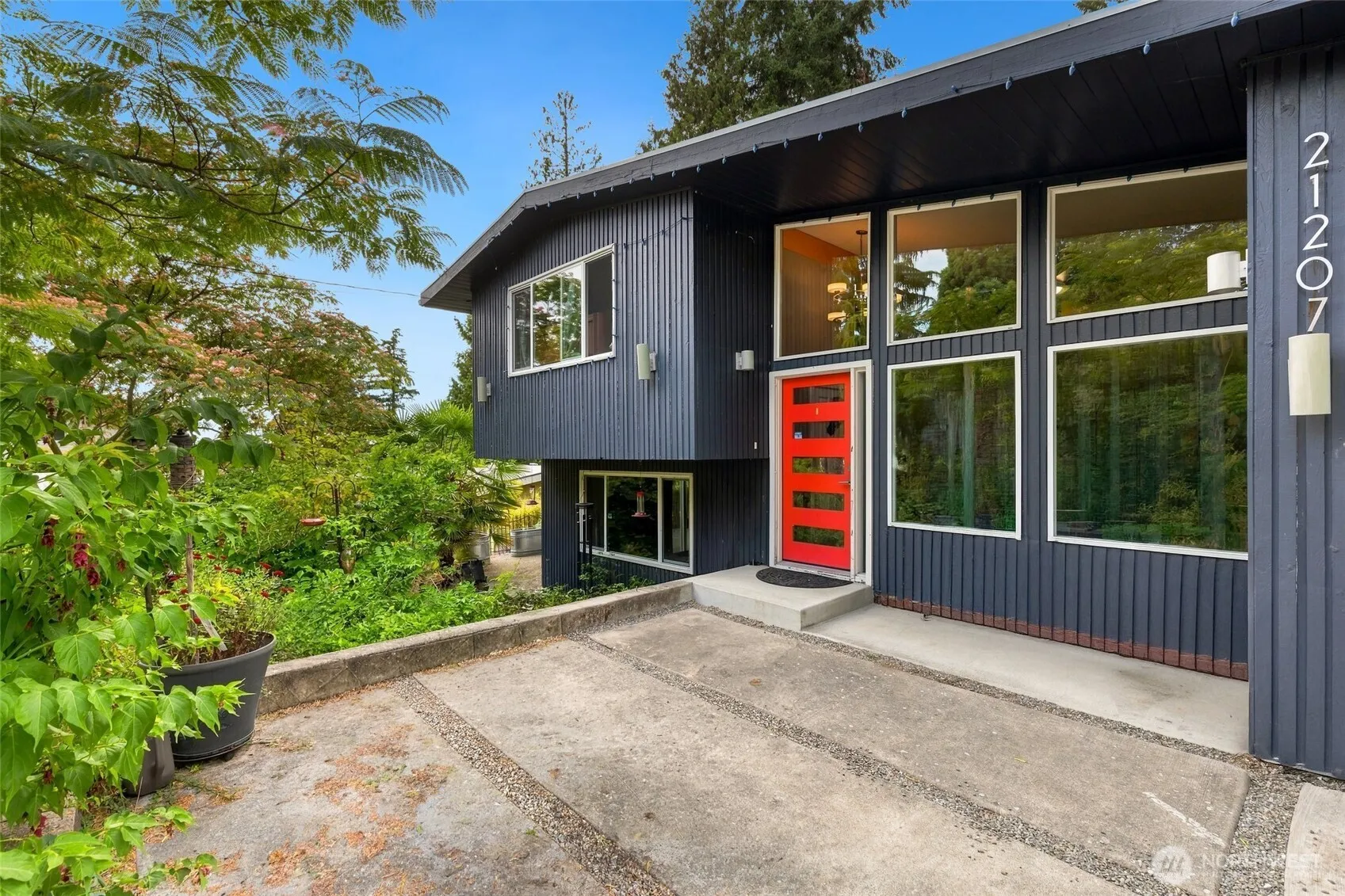 Property photo for 21207 S 97th Place, Kent
