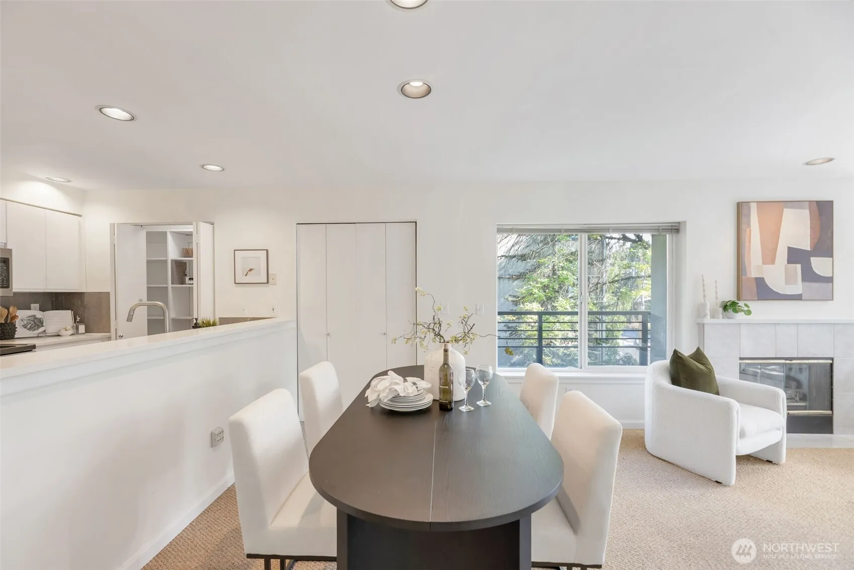 Property photo for 2000 W Barrett Street #205, Seattle photo 5