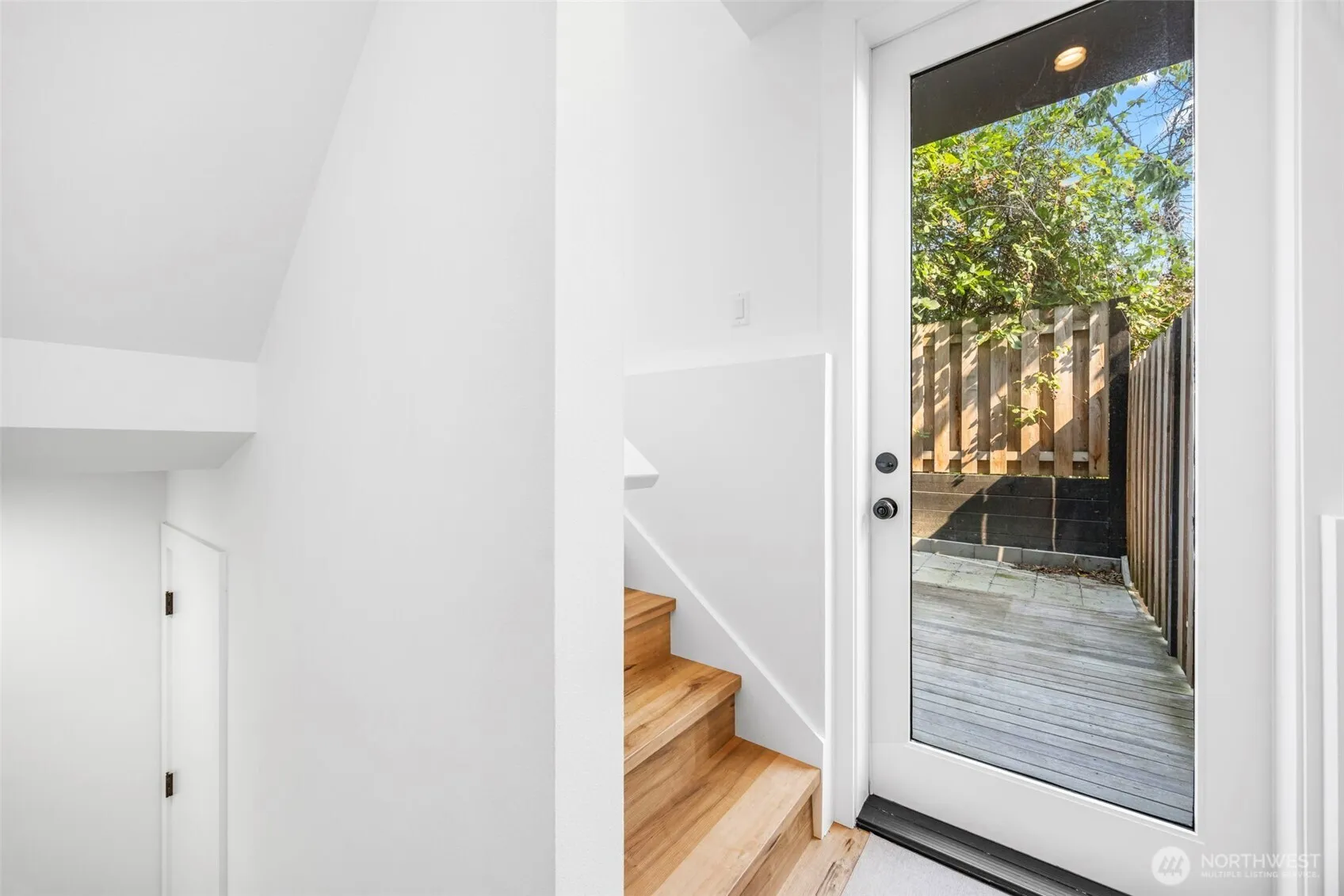 Property photo for 1906 S State Street, Seattle photo 5