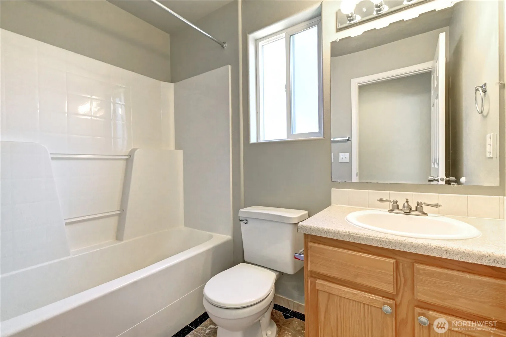 Property photo for 1608 E 66th, Tacoma photo 4