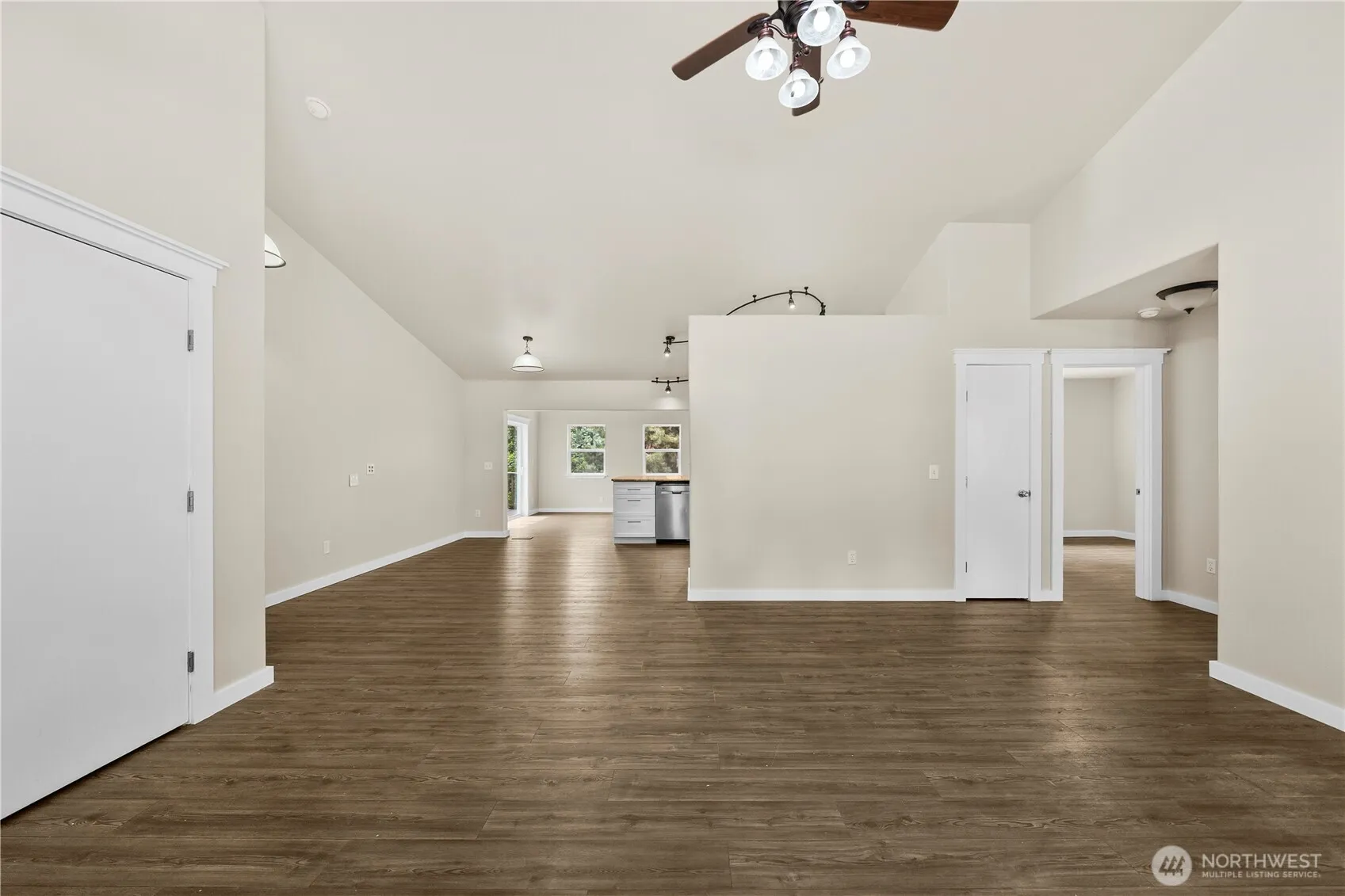 Property photo for 11306 211th Avenue Ct E, Bonney Lake photo 3