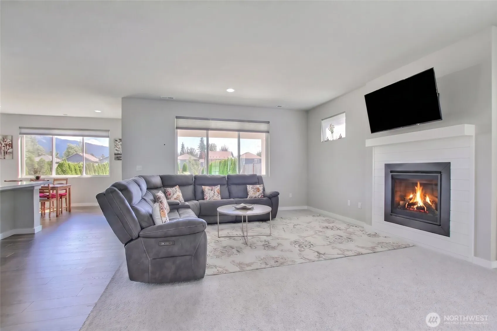 Property photo for 936 Yew Avenue, Sultan photo 3