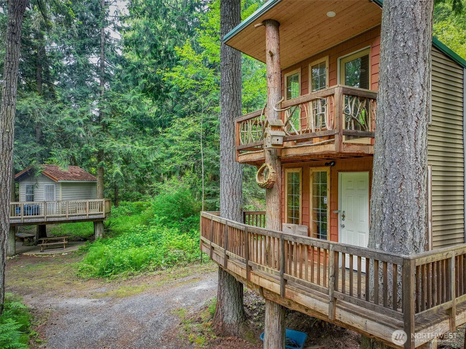 Property photo for 14125 Beaver Drive Se, Rainier photo 3