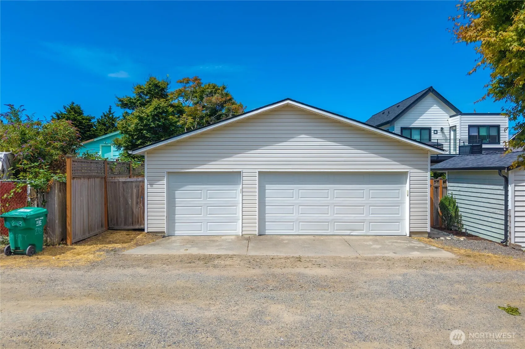 Property photo for 2712 57th Avenue Sw, Seattle photo 2