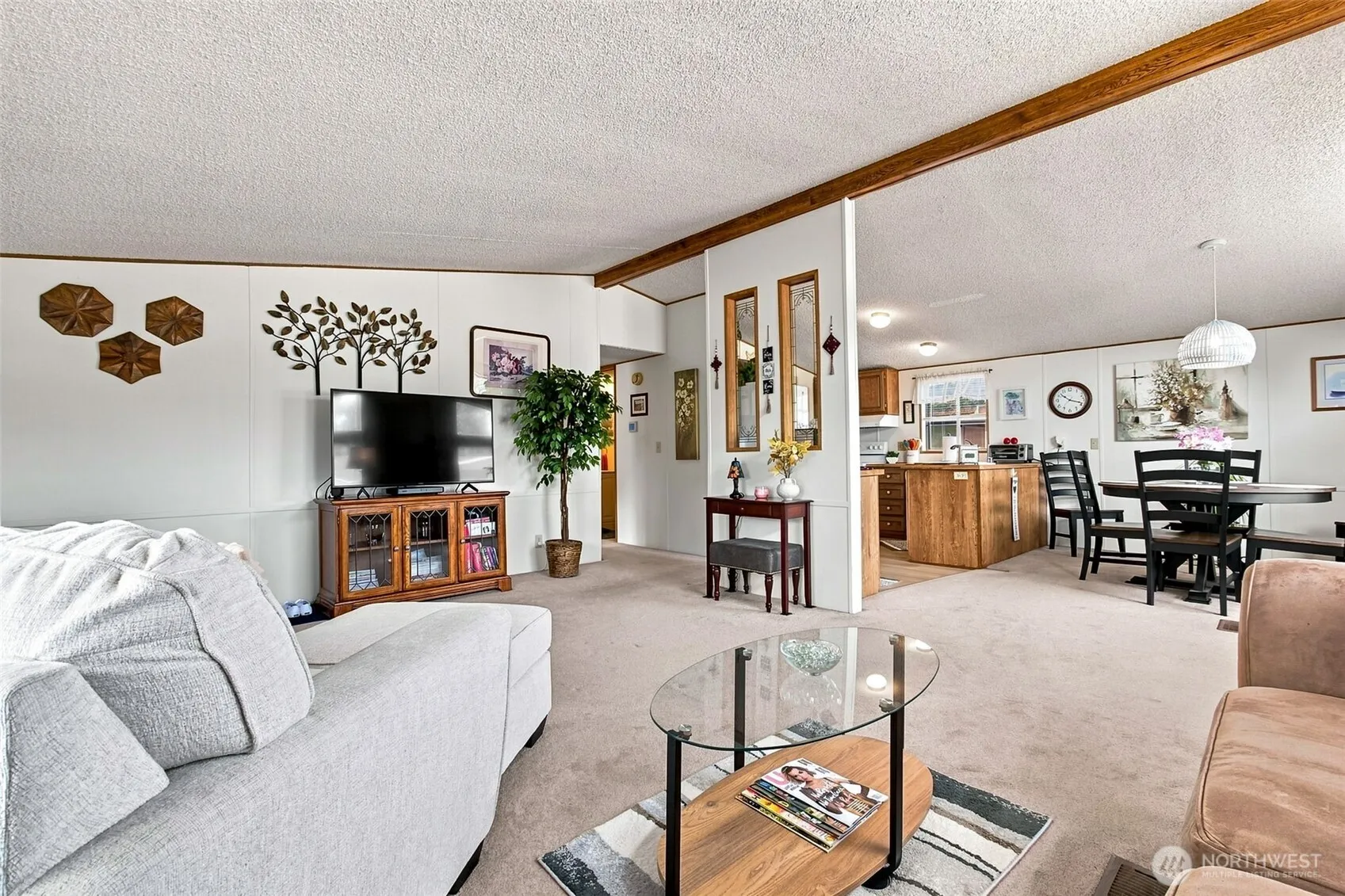 Property photo for 802 Cottonwood Drive, Enumclaw photo 2