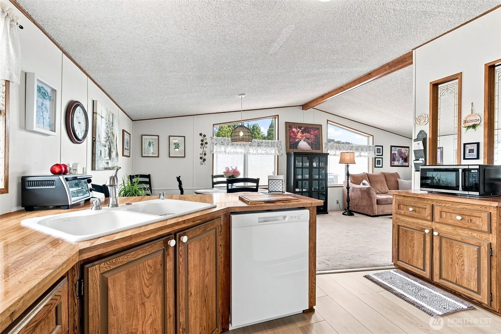 Property photo for 802 Cottonwood Drive, Enumclaw photo 5
