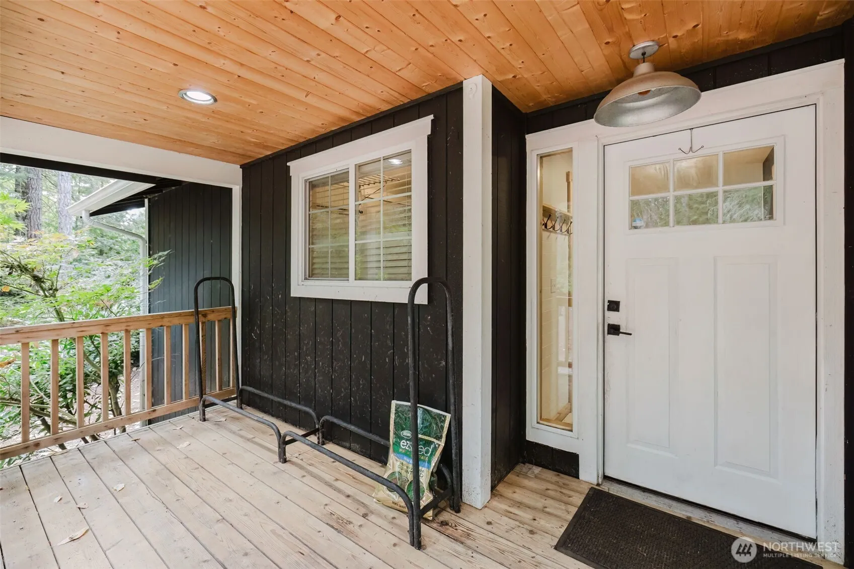 Property photo for 8325 Seabeck Highway Nw, Bremerton photo 3