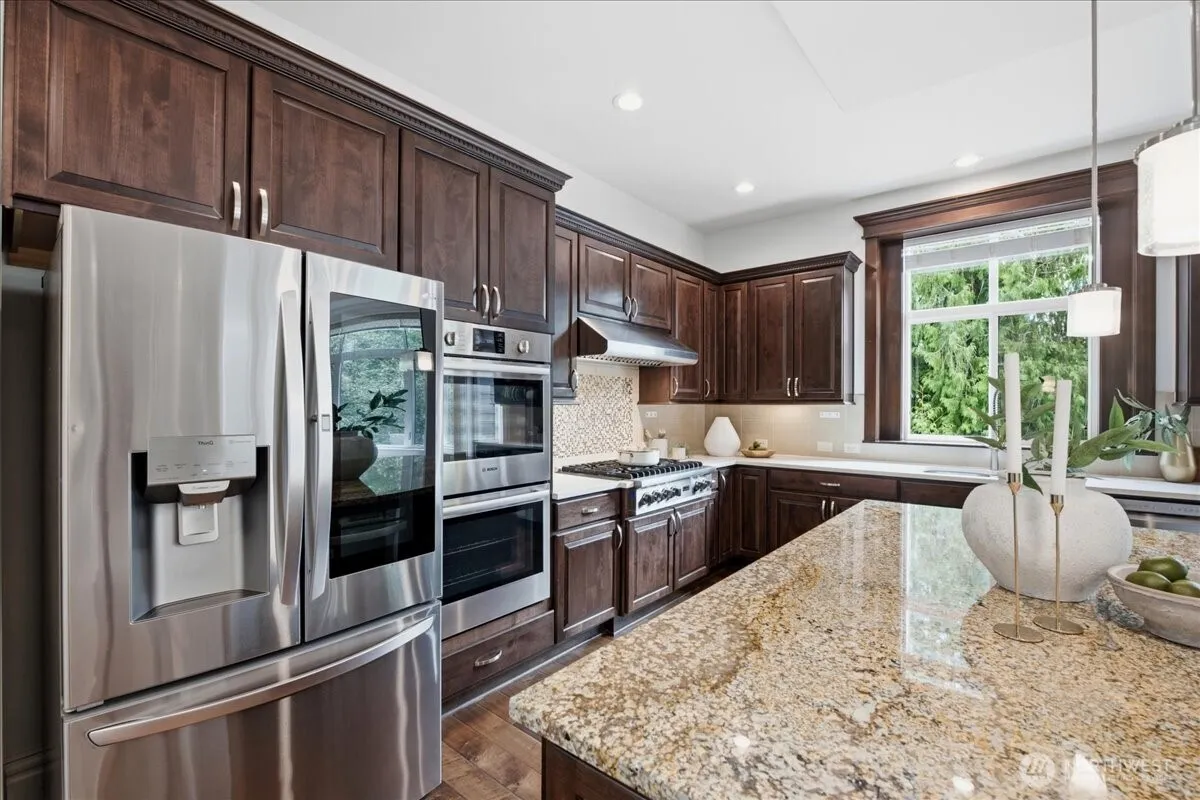 Property photo for 2210 Nw Harmony Way, Issaquah photo 5