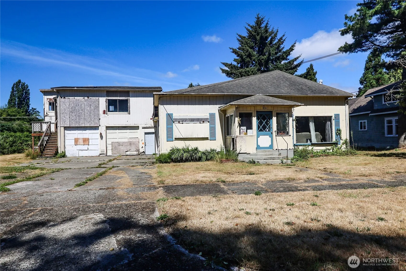 Property photo for 816 6th Street, Hoquiam photo 2
