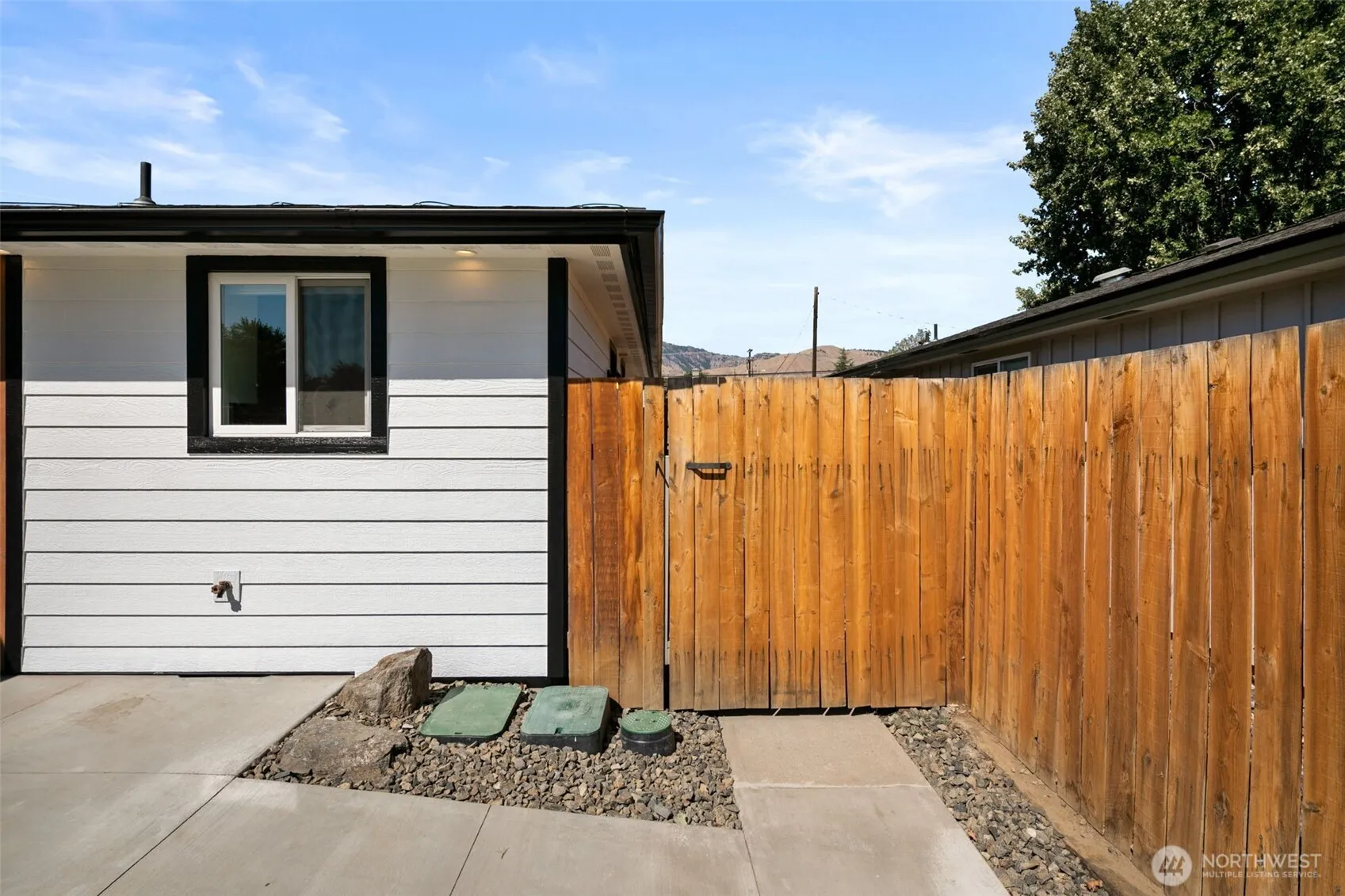 Property photo for 124 N Garfield, Wenatchee photo 5