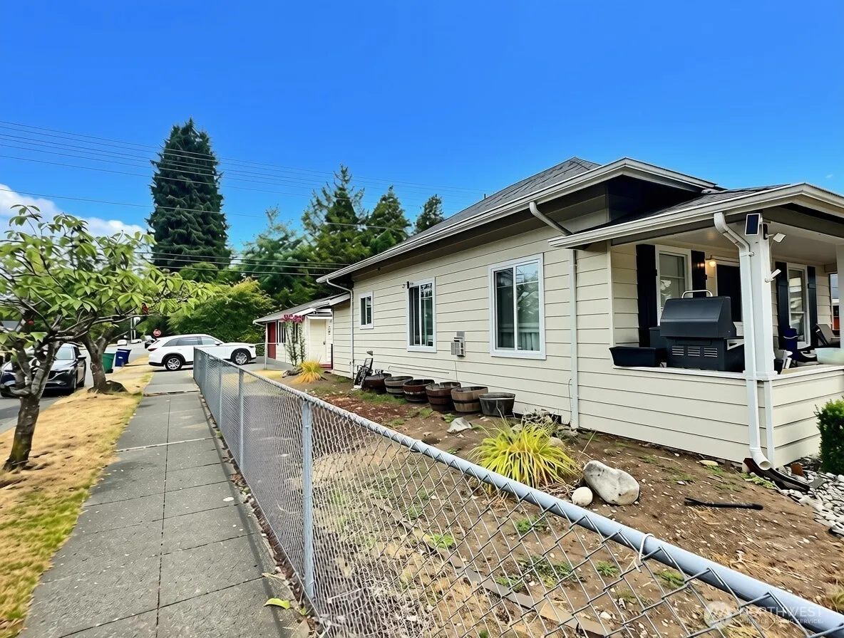 Property photo for 238 S French Avenue, Arlington photo 4