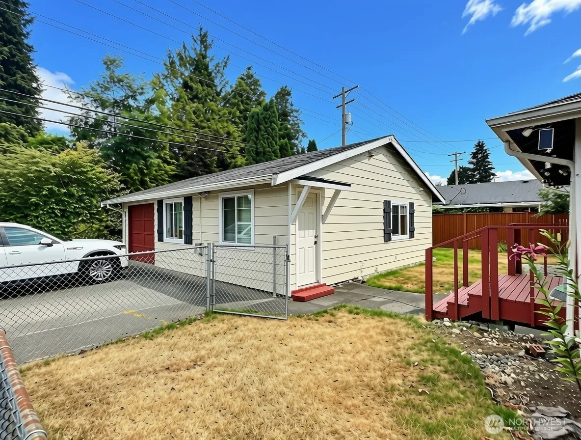 Property photo for 238 S French Avenue, Arlington photo 5