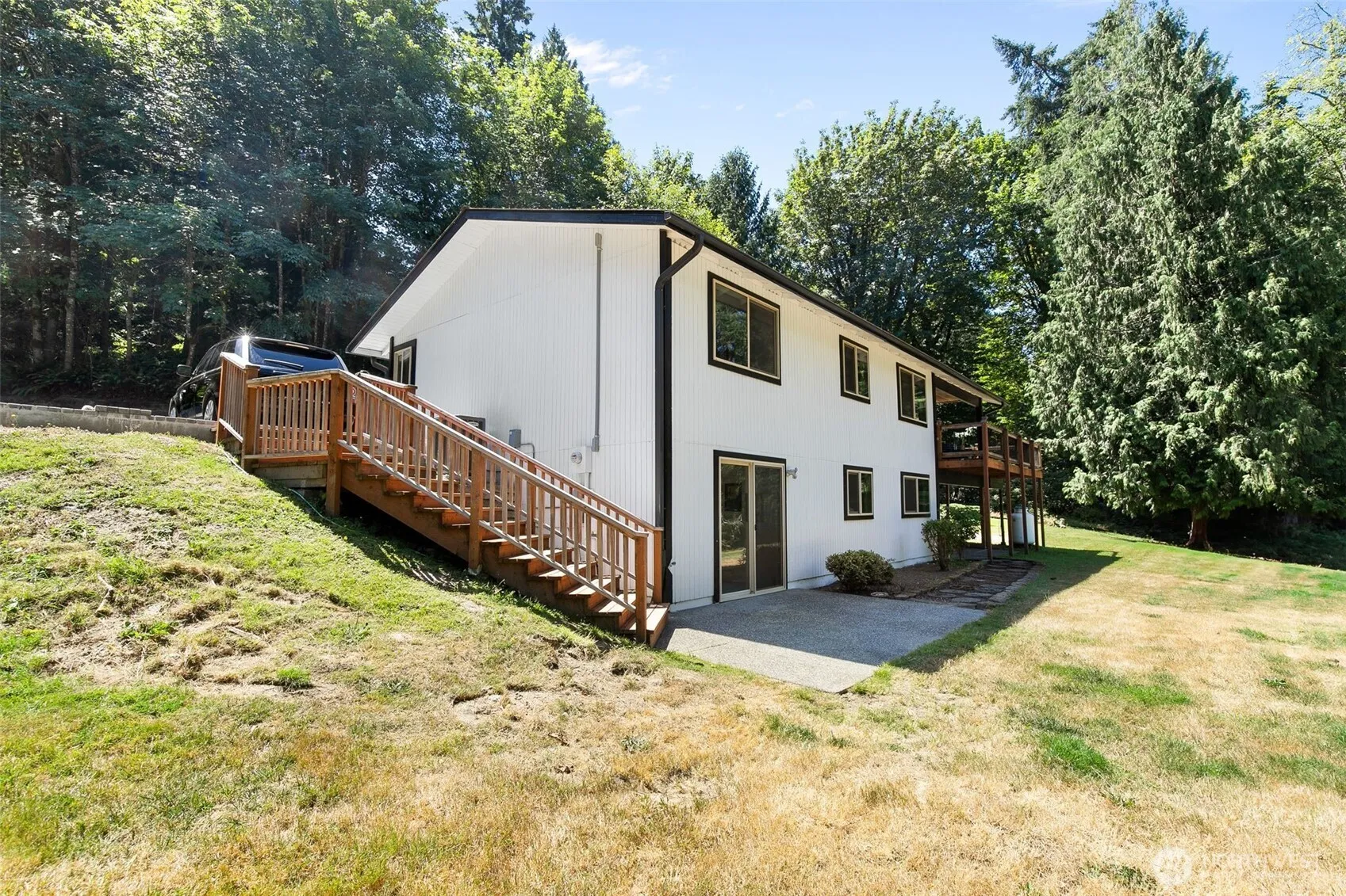 Property photo for 5769 Blakely Avenue Ne, Bainbridge Island photo 2