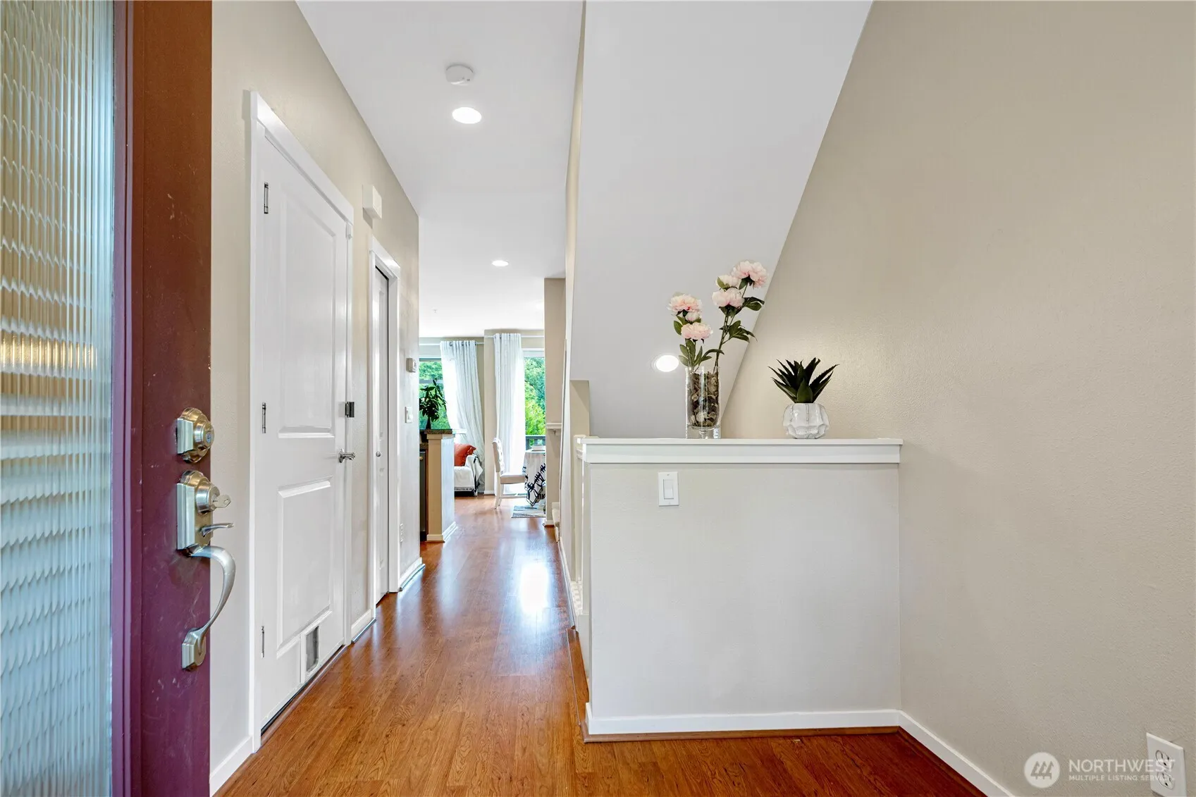 Property photo for 162 Cougar Ridge Road Nw #1104, Issaquah photo 2