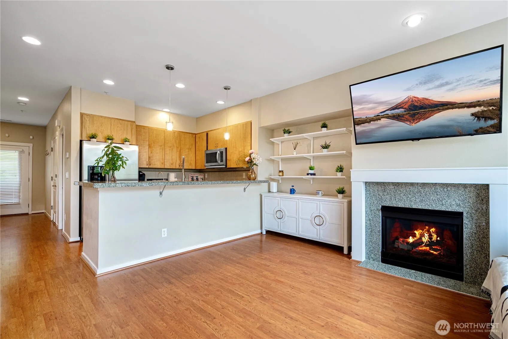 Property photo for 162 Cougar Ridge Road Nw #1104, Issaquah photo 4