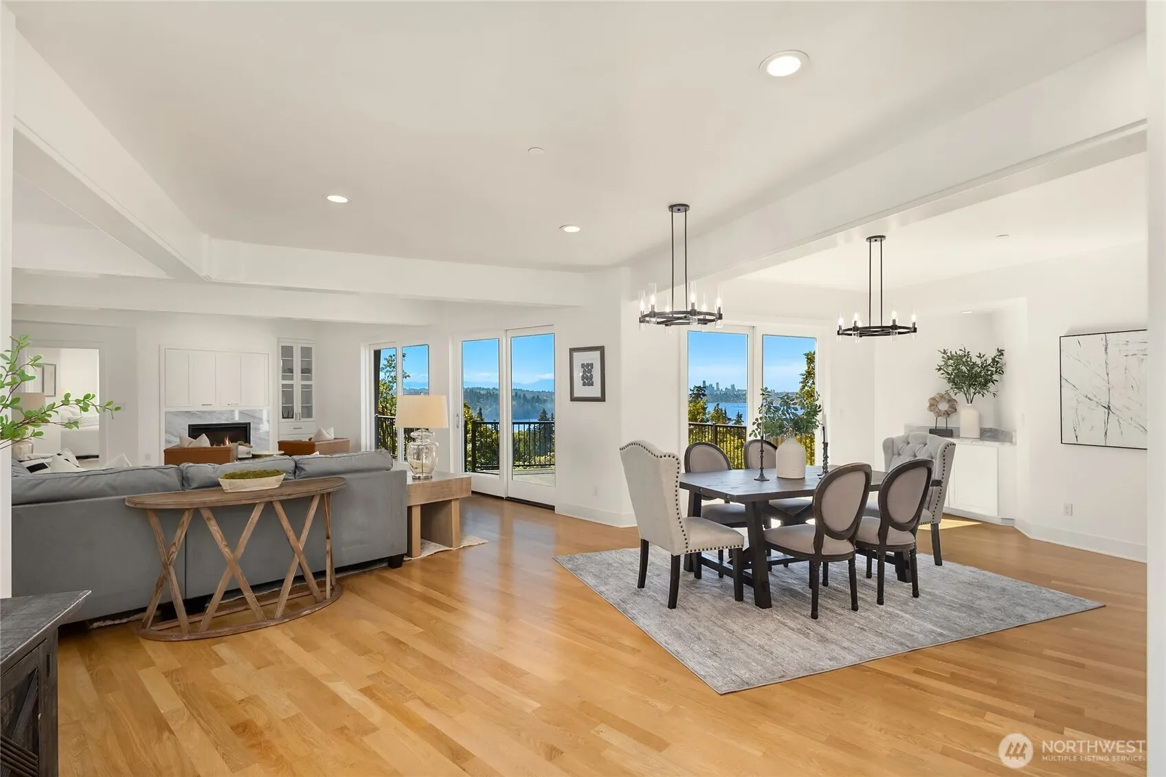 Property photo for 8430 Se 53rd Place, Mercer Island photo 4