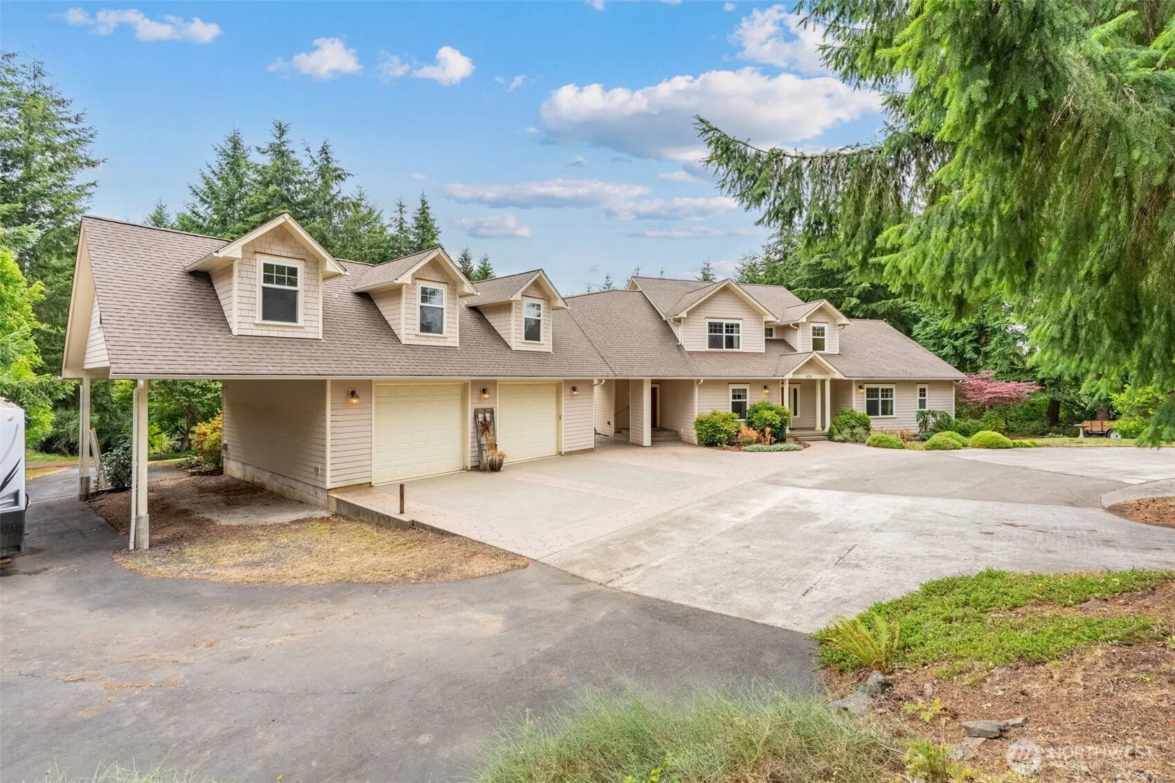 Property photo for 375 Curtis Hill Road, Chehalis