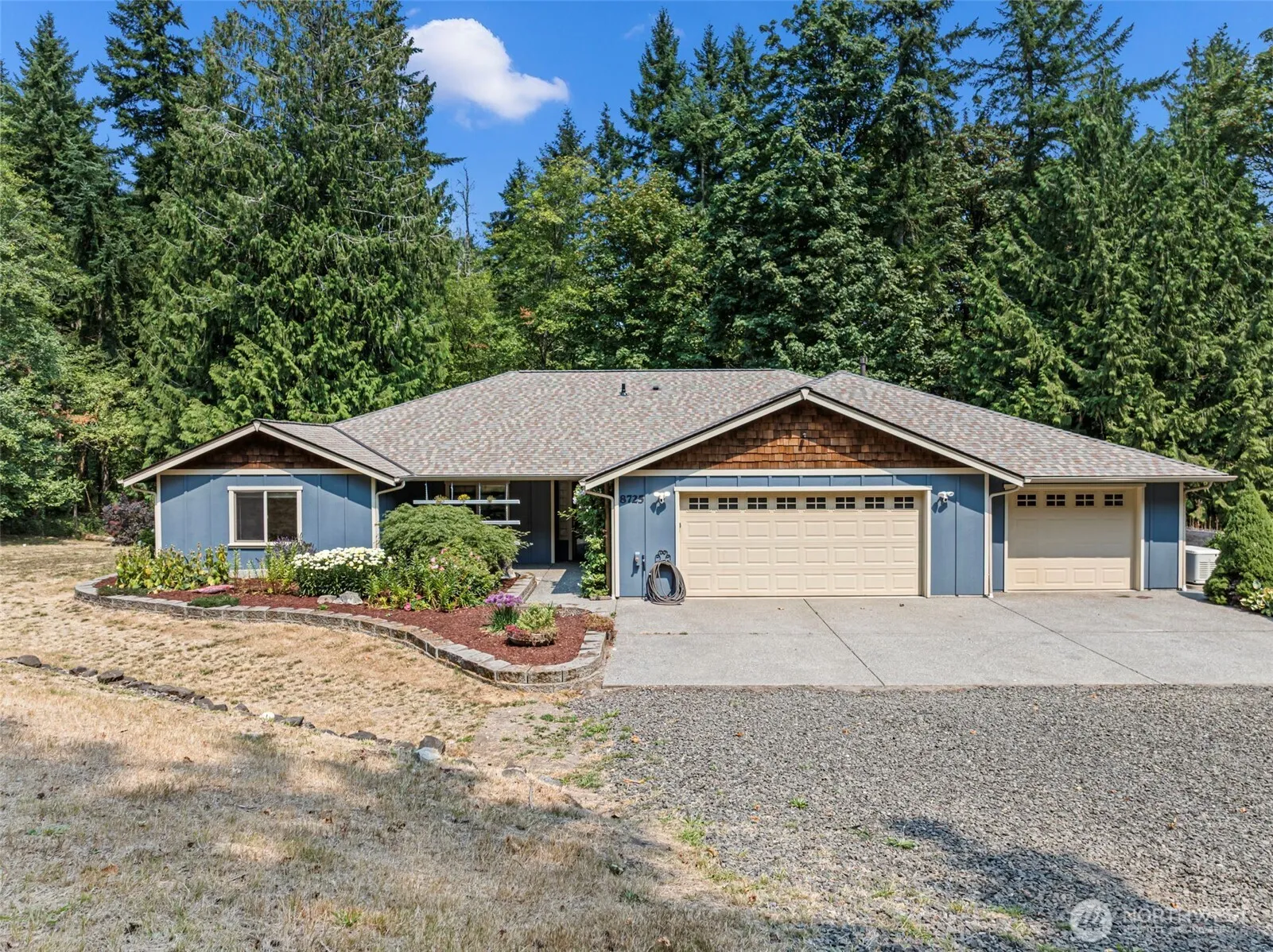 Property photo for 8725 Se Yeshua Lane, Port Orchard photo 2