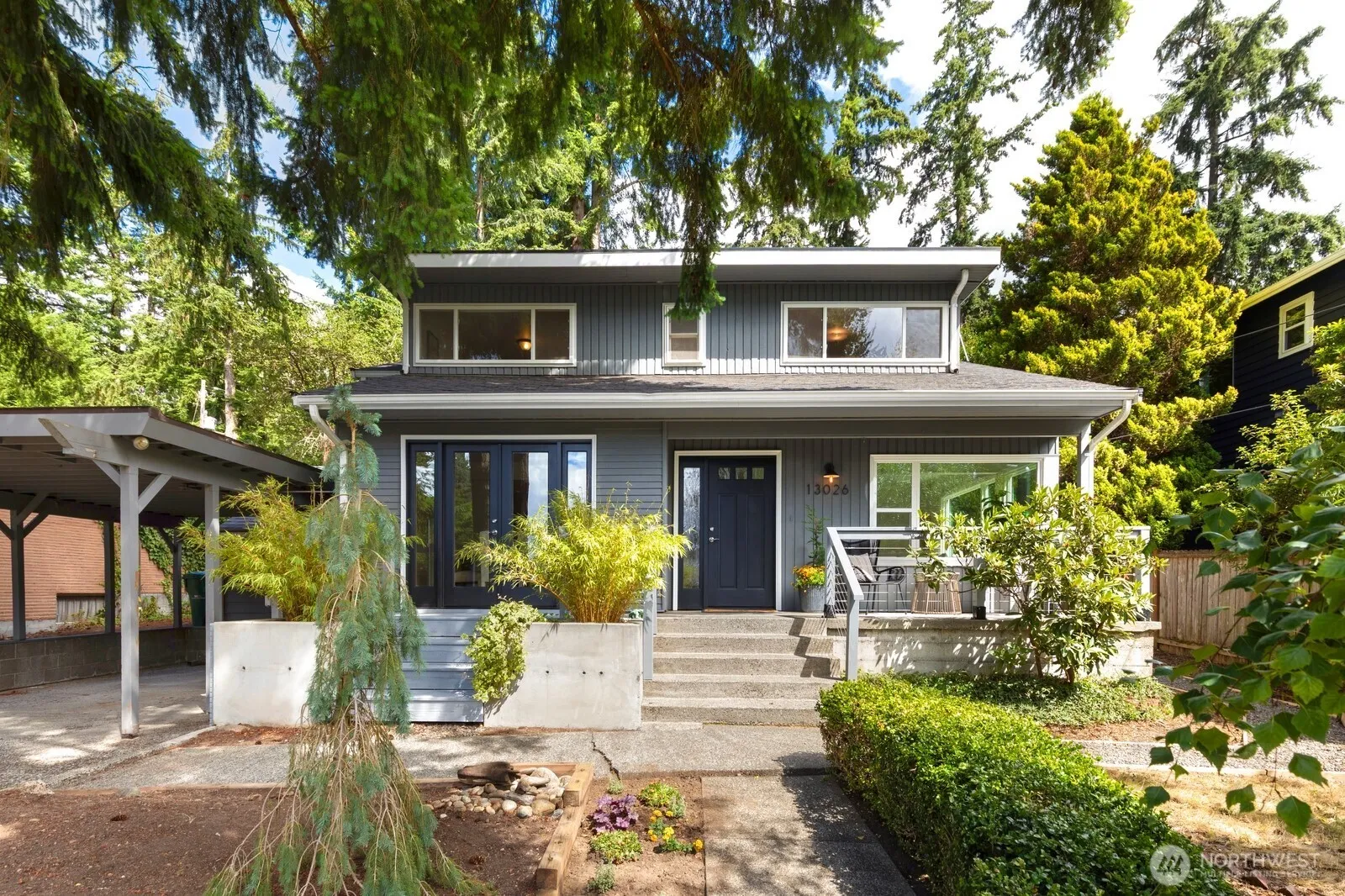 Property photo for 13026 6th Avenue Nw, Seattle photo 2