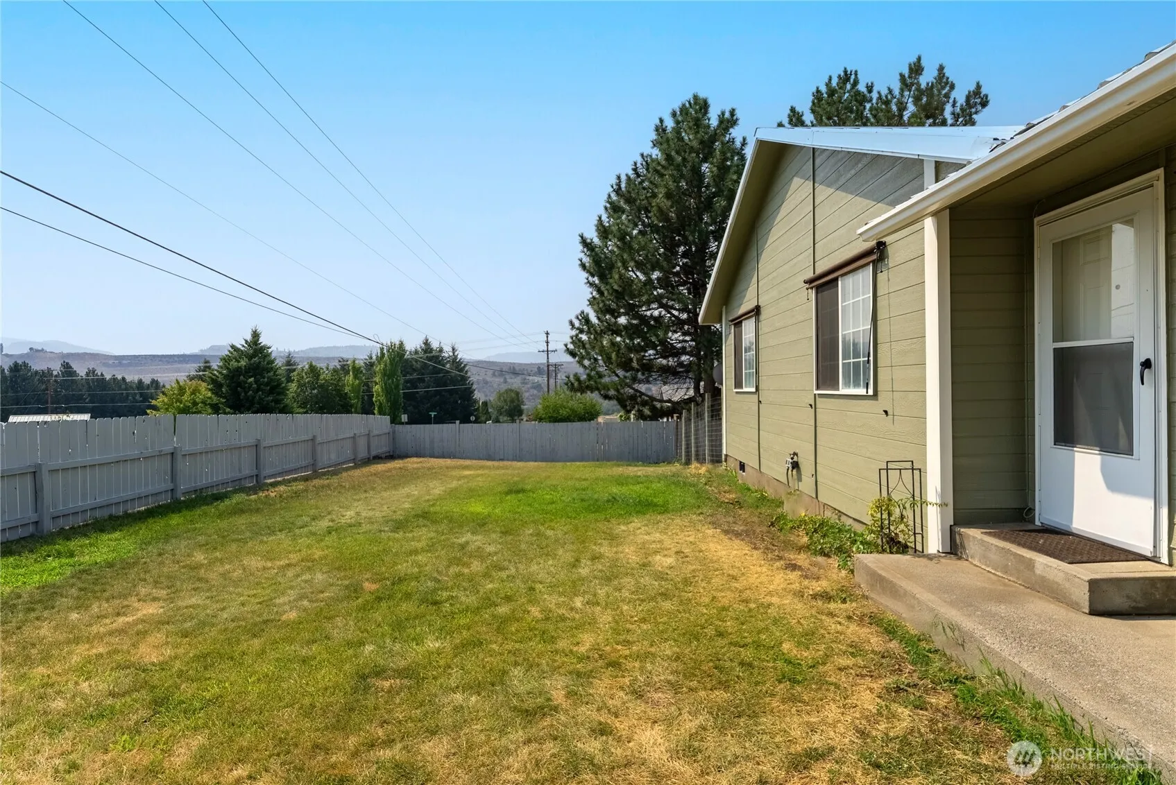 Property photo for 5 Sand Flat Road, Omak photo 2