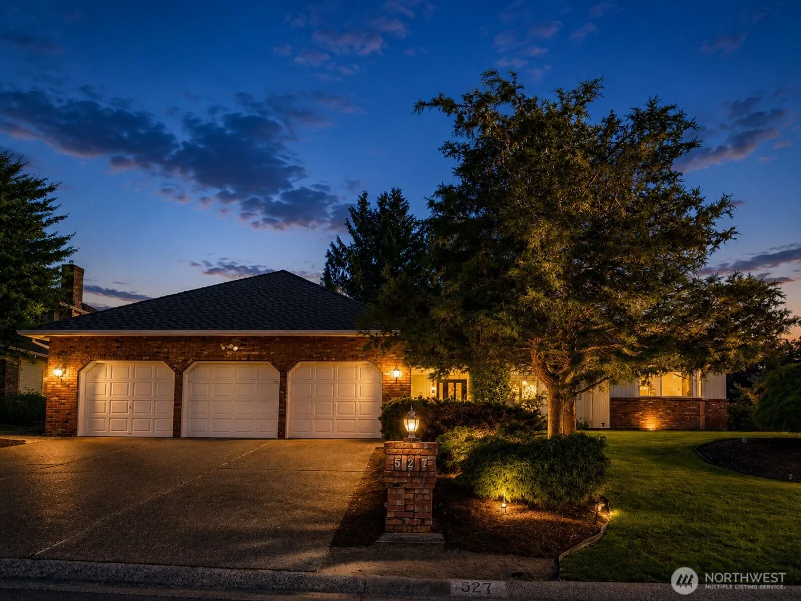 Property photo for 527 Sw 331st Street, Federal Way