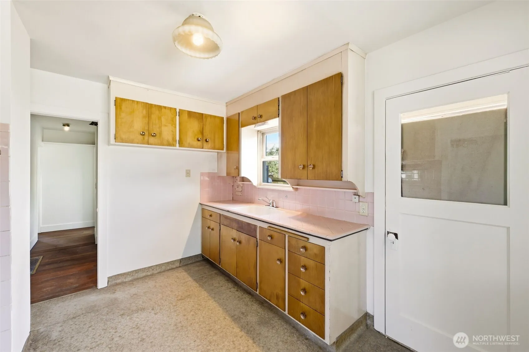 Property photo for 4620 N Pearl Street, Tacoma photo 5