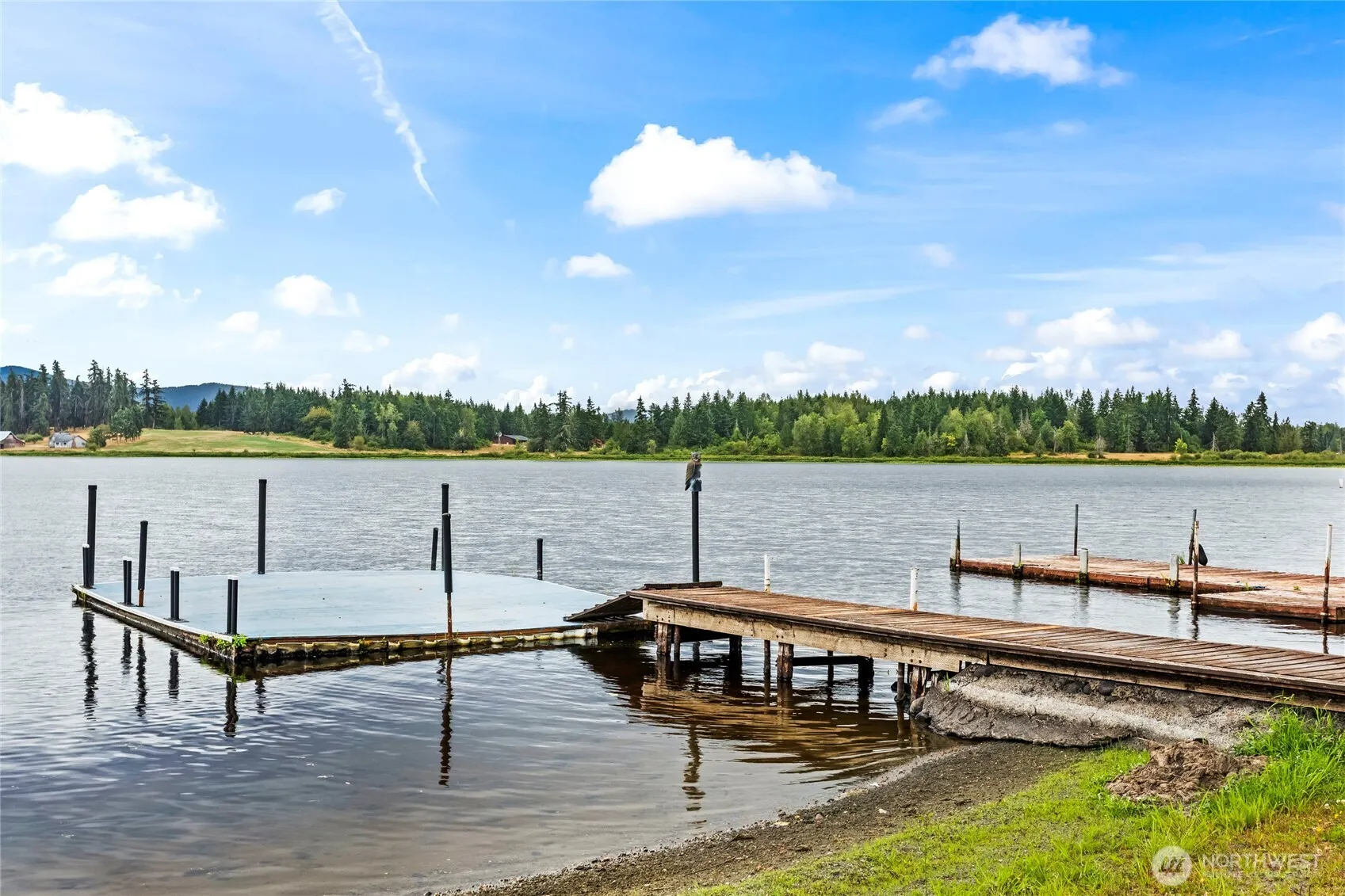 Property photo for 4920 Silver Lake Road E, Eatonville photo 3