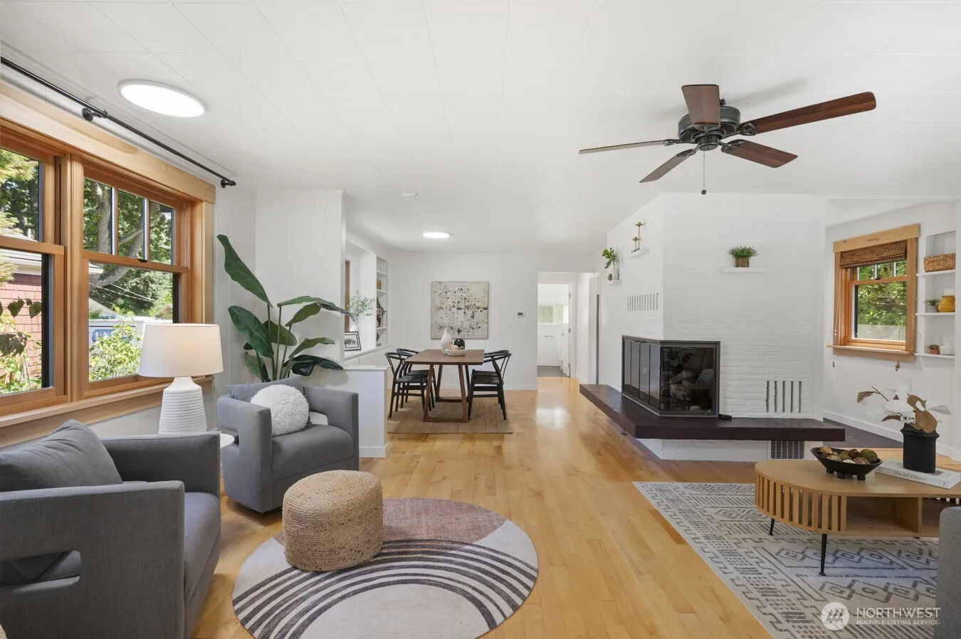 Property photo for 2916 Walnut Avenue Sw, Seattle photo 3