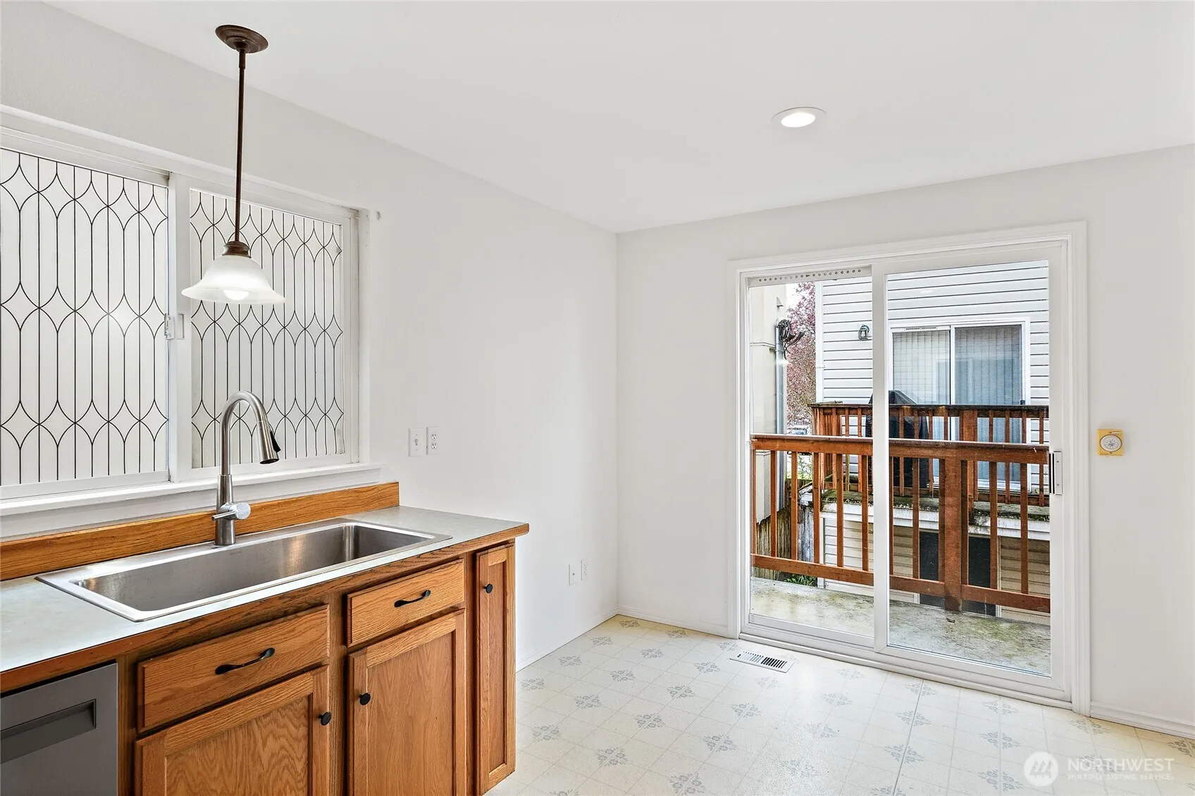 Property photo for 12042 31st Avenue Ne, Seattle photo 5