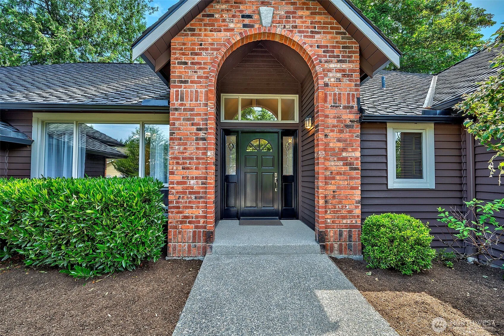 Property photo for 1832 231st Place Ne, Sammamish photo 3