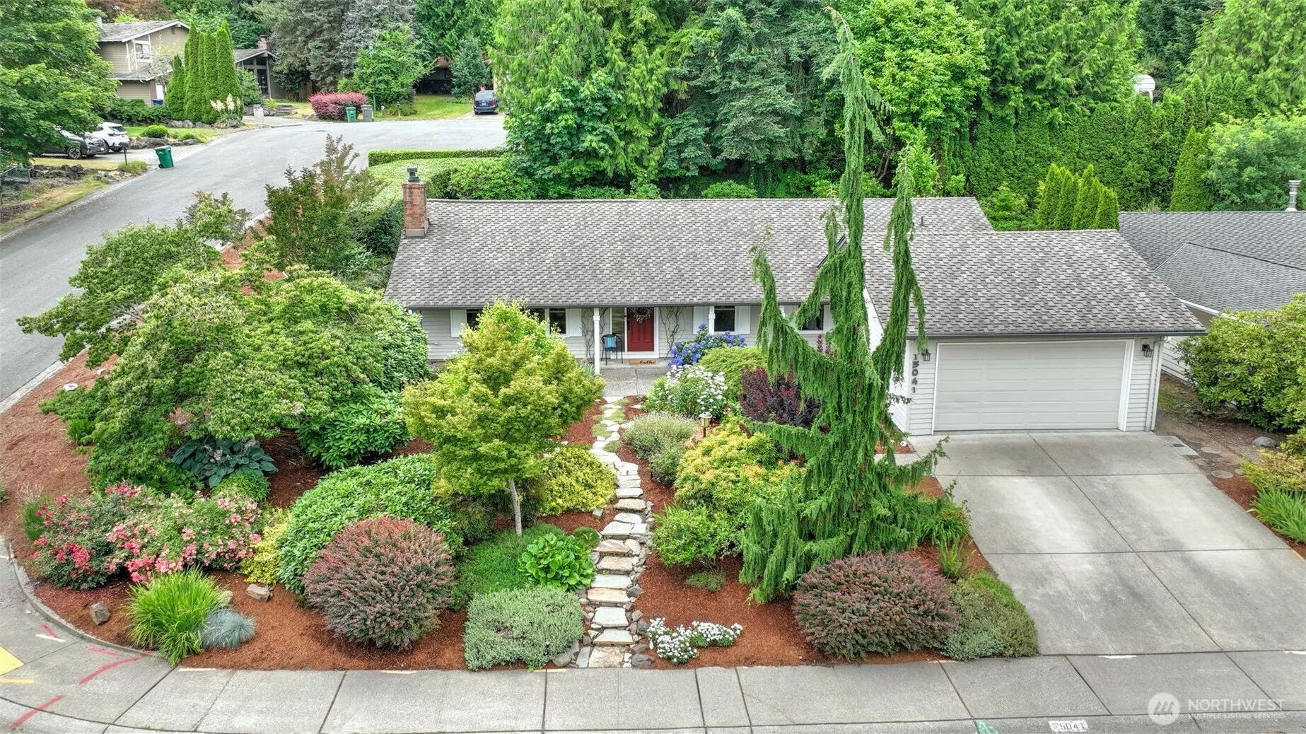 Property photo for 15041 Se Fairwood Boulevard, Renton photo 2