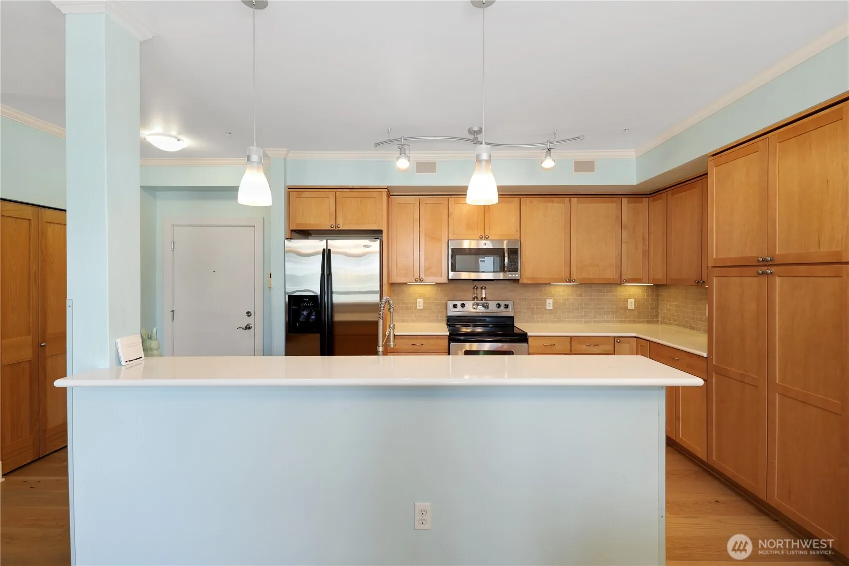 Property photo for 1501 Tacoma Avenue S #212, Tacoma photo 4