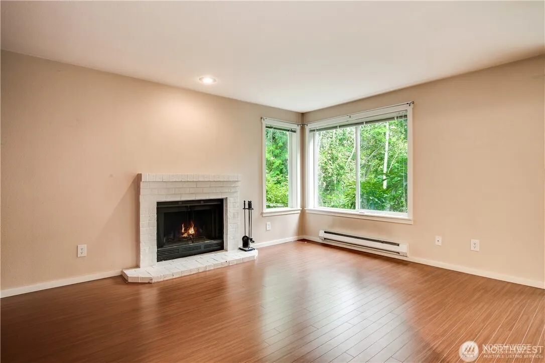 Property photo for 11313 Ne 128th Street #101, Kirkland photo 5