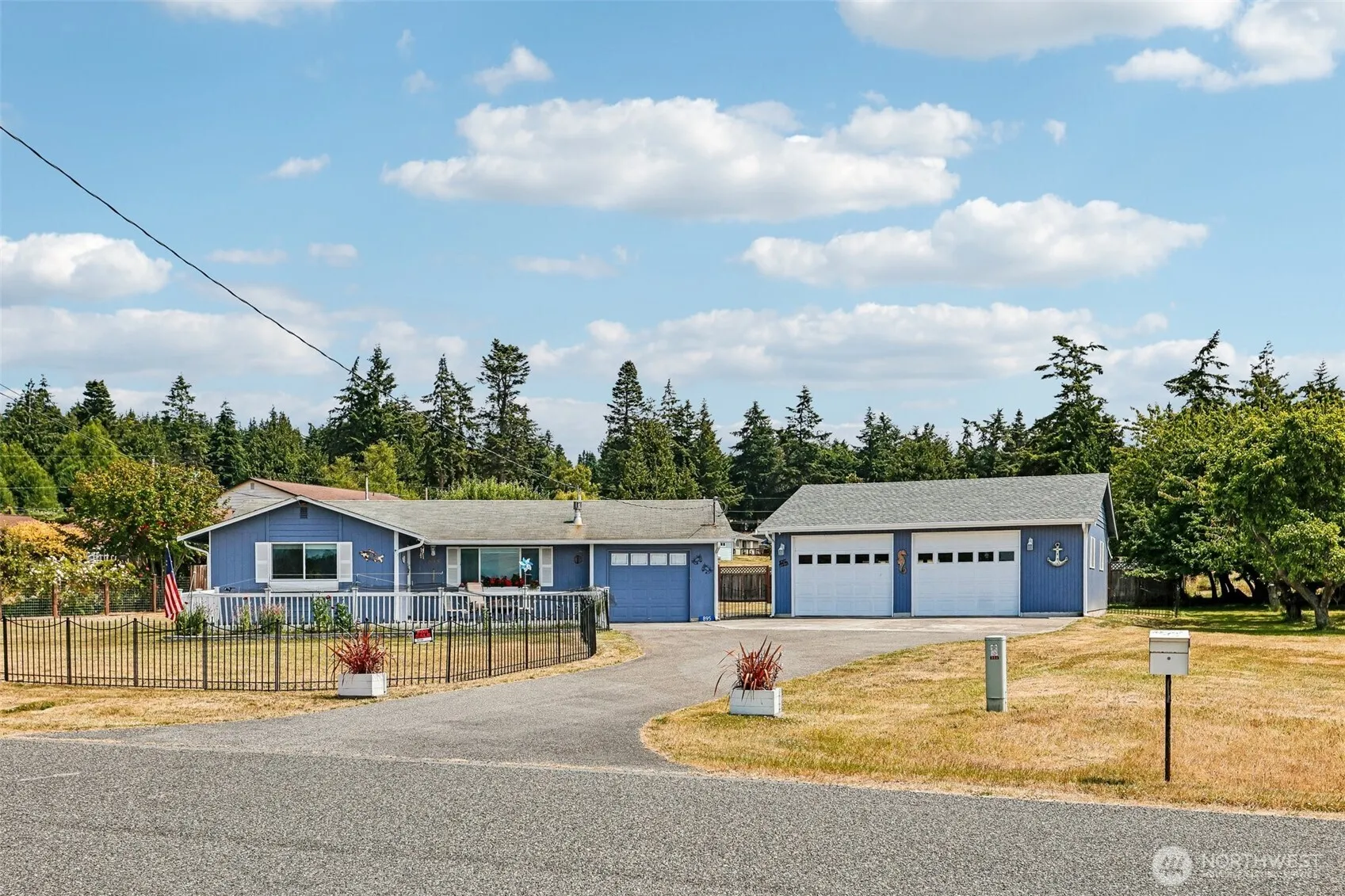 Property photo for 895 Prairie View Avenue, Coupeville