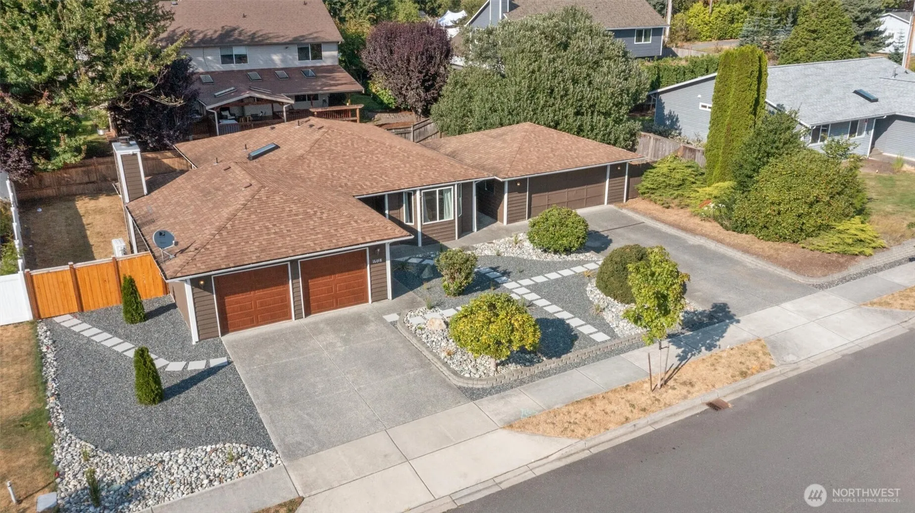 Property photo for 16018 2nd Place W, Lynnwood